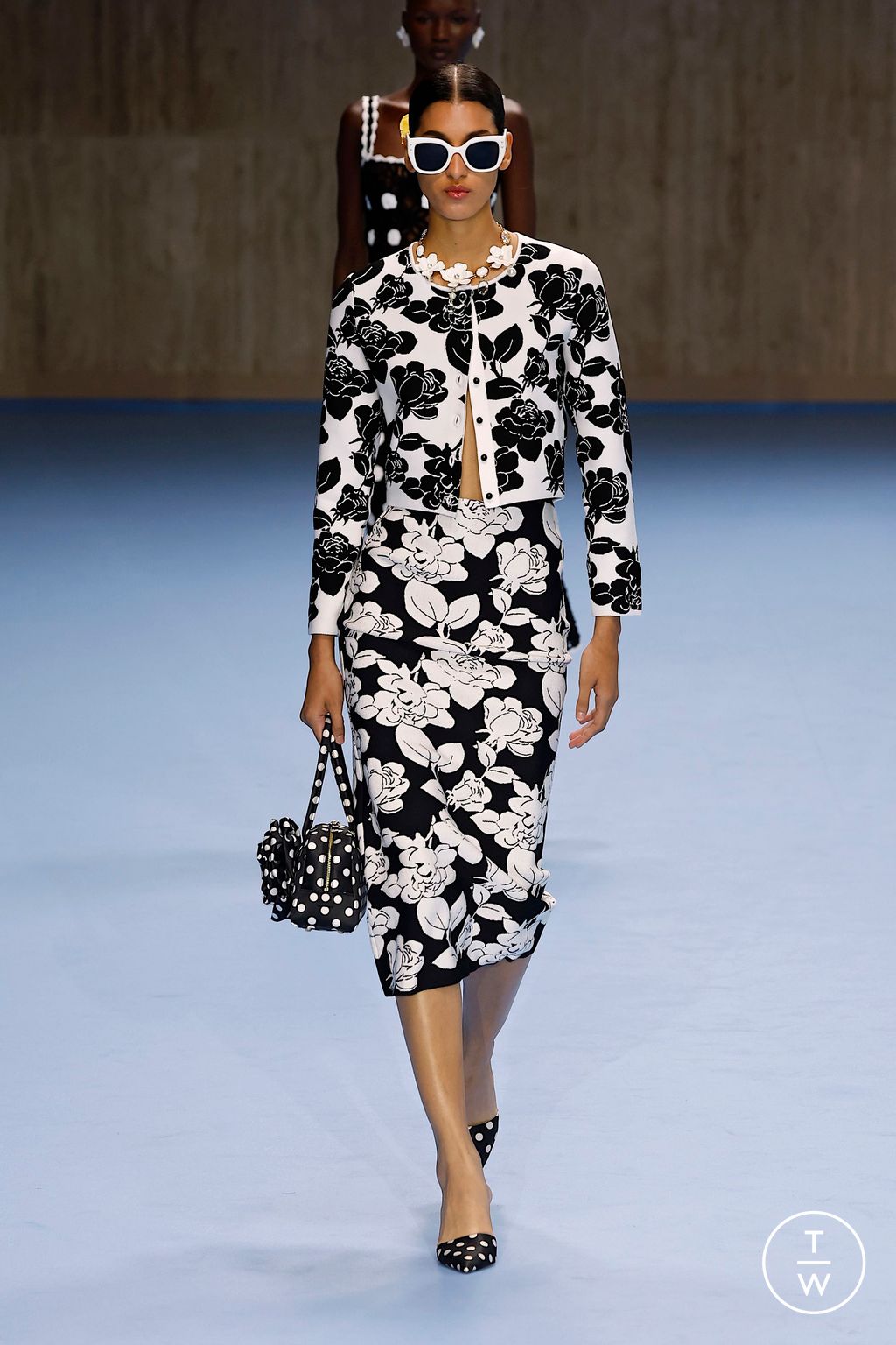 Fashion Week New York Spring-Summer 2025 look 15 de la collection Carolina Herrera womenswear