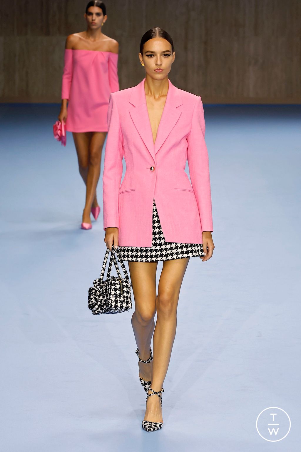 Fashion Week New York Spring/Summer 2025 look 32 de la collection Carolina Herrera womenswear
