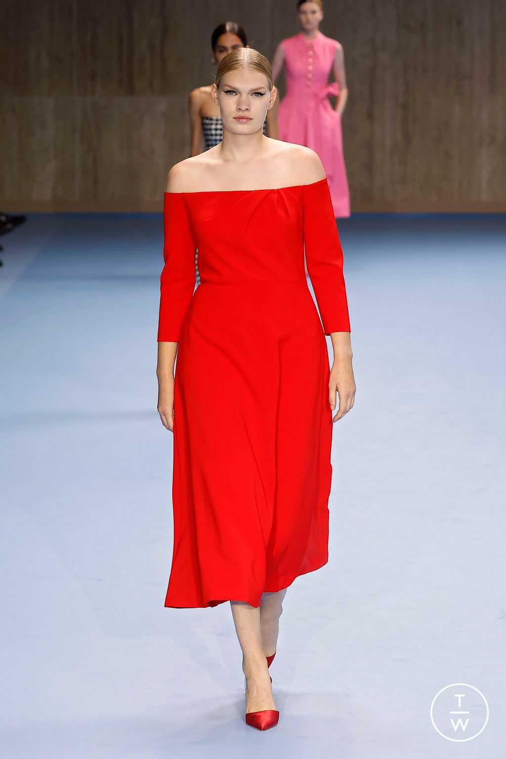 Fashion Week New York Spring/Summer 2025 look 35 de la collection Carolina Herrera womenswear