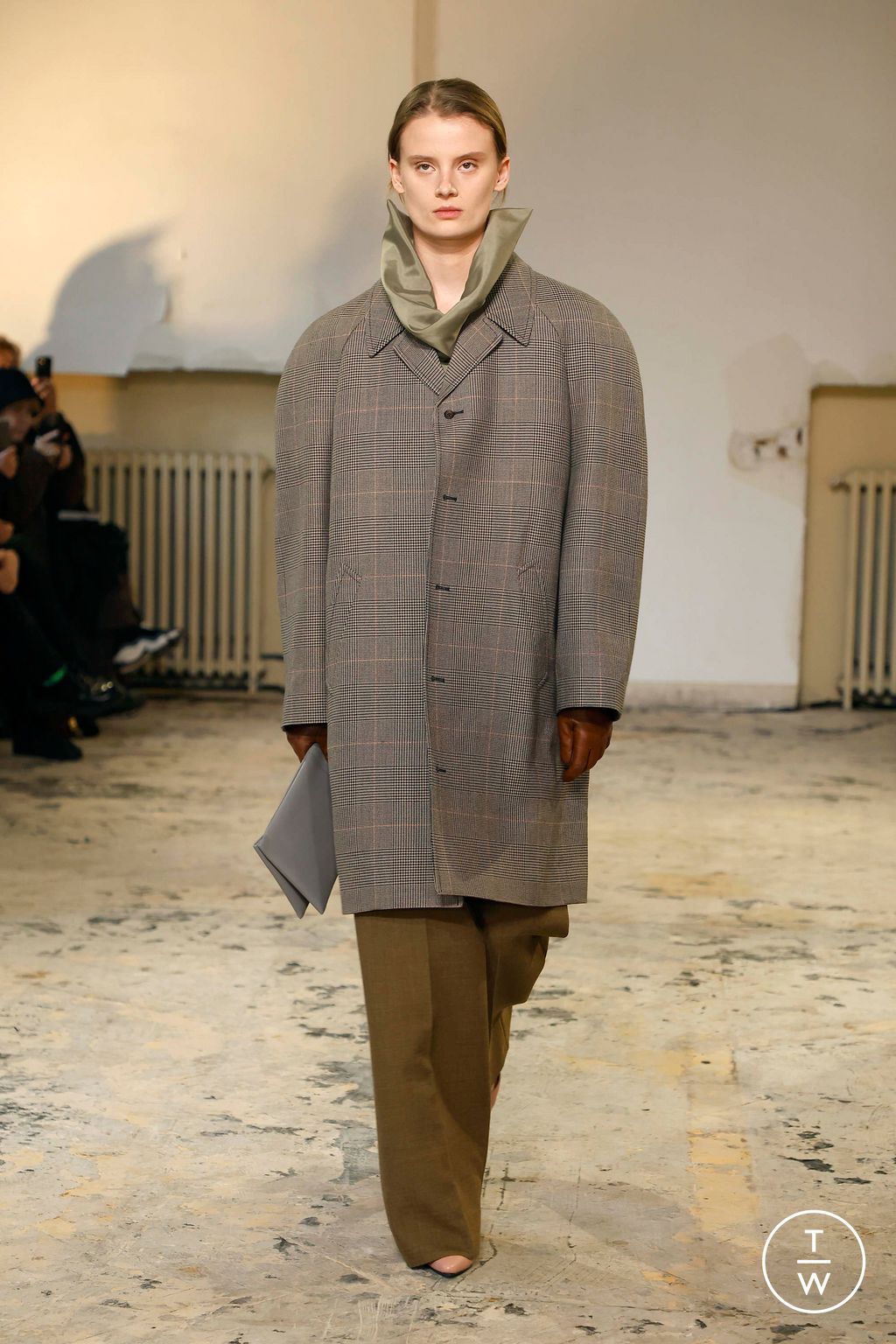 Fashion Week Paris Fall/Winter 2024 look 3 from the Carven collection 女装