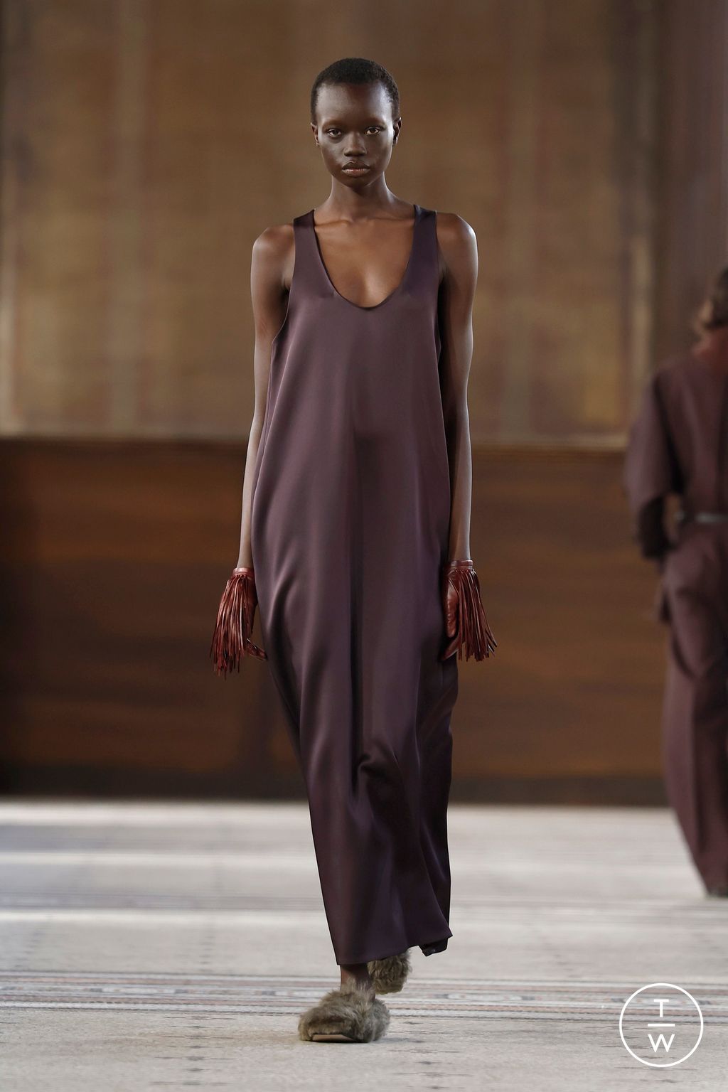 Fashion Week Paris Fall/Winter 2026 look 5 from the Carven collection womenswear