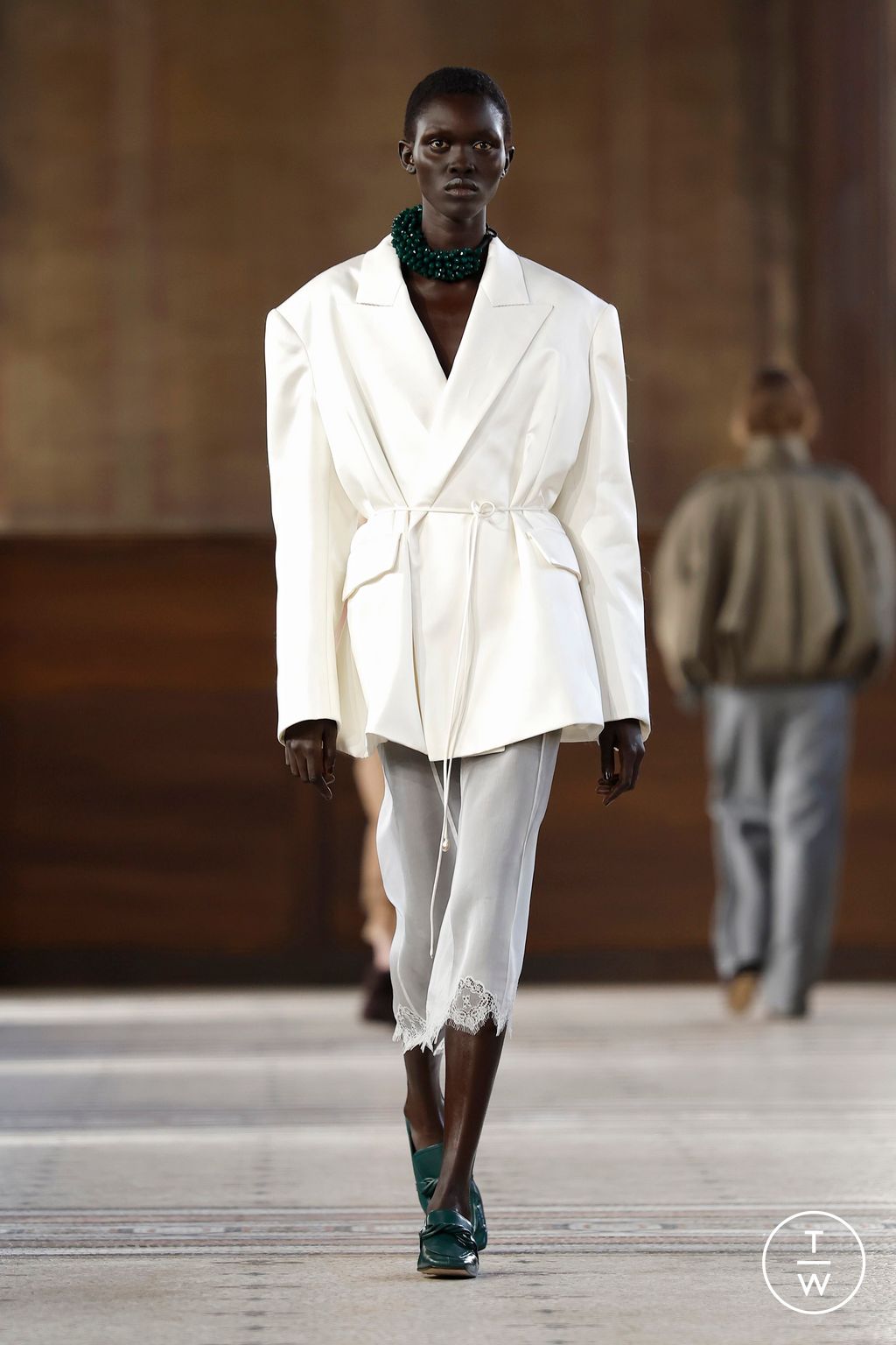 Fashion Week Paris Fall/Winter 2026 look 14 from the Carven collection womenswear