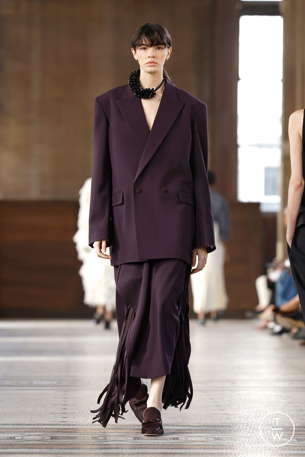 Fashion Week Paris Fall/Winter 2026 look 26 from the Carven collection womenswear