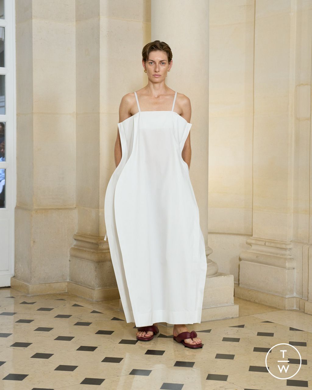 Fashion Week Paris Spring/Summer 2026 look 5 from the Carven collection womenswear