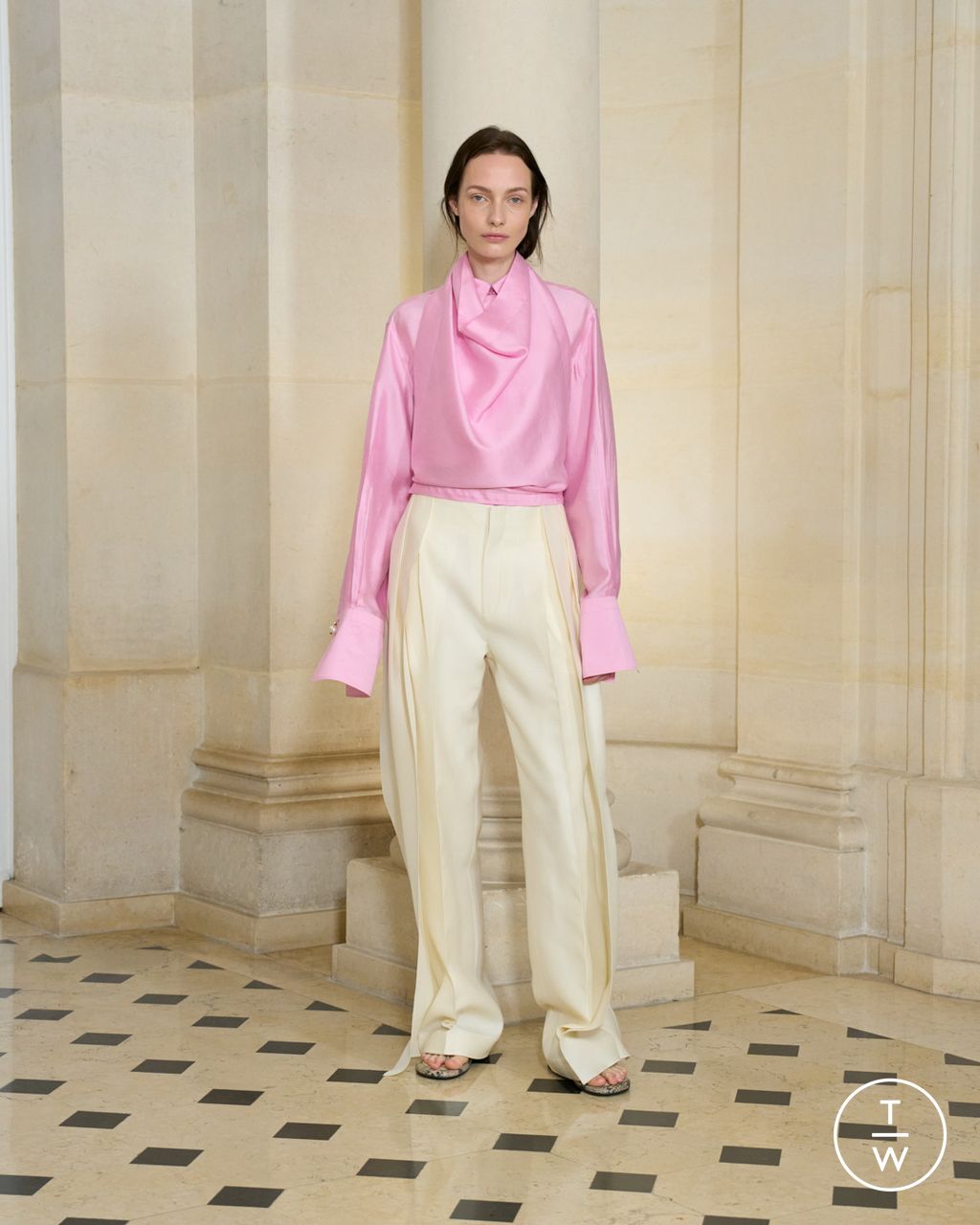 Fashion Week Paris Spring/Summer 2026 look 27 from the Carven collection womenswear