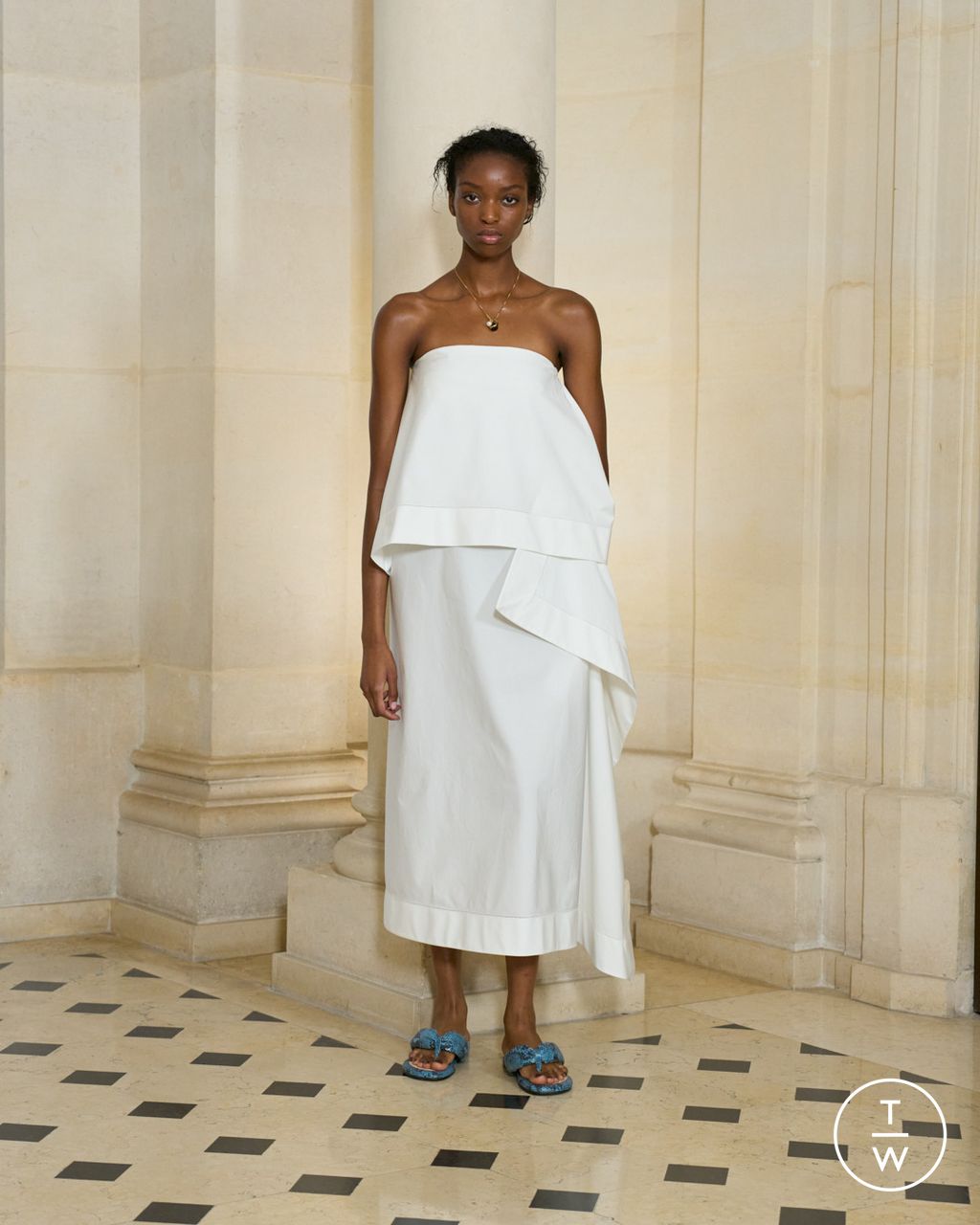 Fashion Week Paris Spring/Summer 2026 look 30 from the Carven collection womenswear