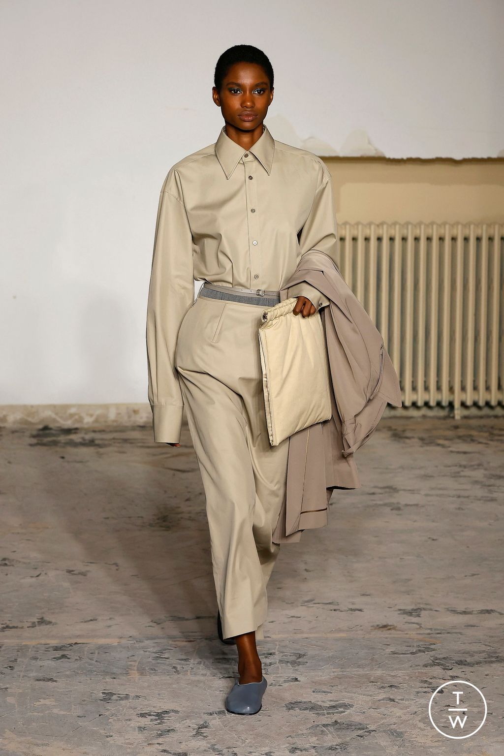 Fashion Week Paris Spring/Summer 2024 look 7 from the Carven collection womenswear