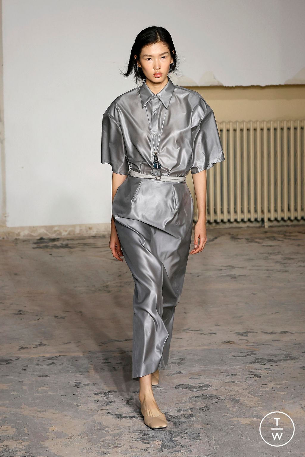 Fashion Week Paris Spring/Summer 2024 look 10 from the Carven collection womenswear