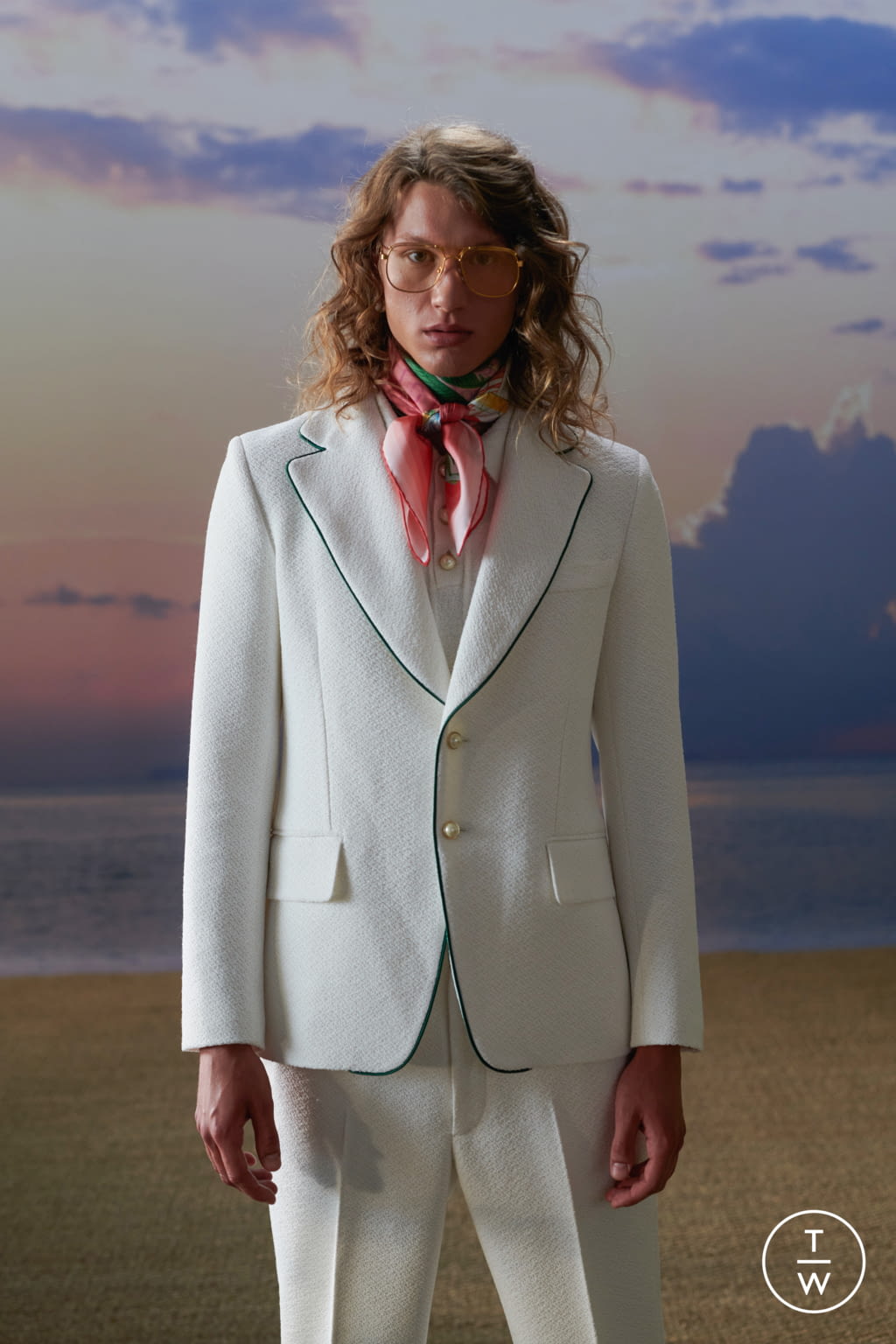 Fashion Week Paris Spring/Summer 2021 look 16 from the Casablanca collection menswear