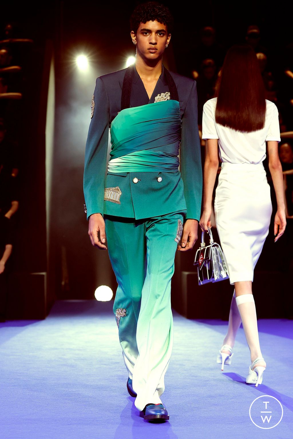 Fashion Week Paris Fall/Winter 2024 look 14 de la collection Casablanca womenswear