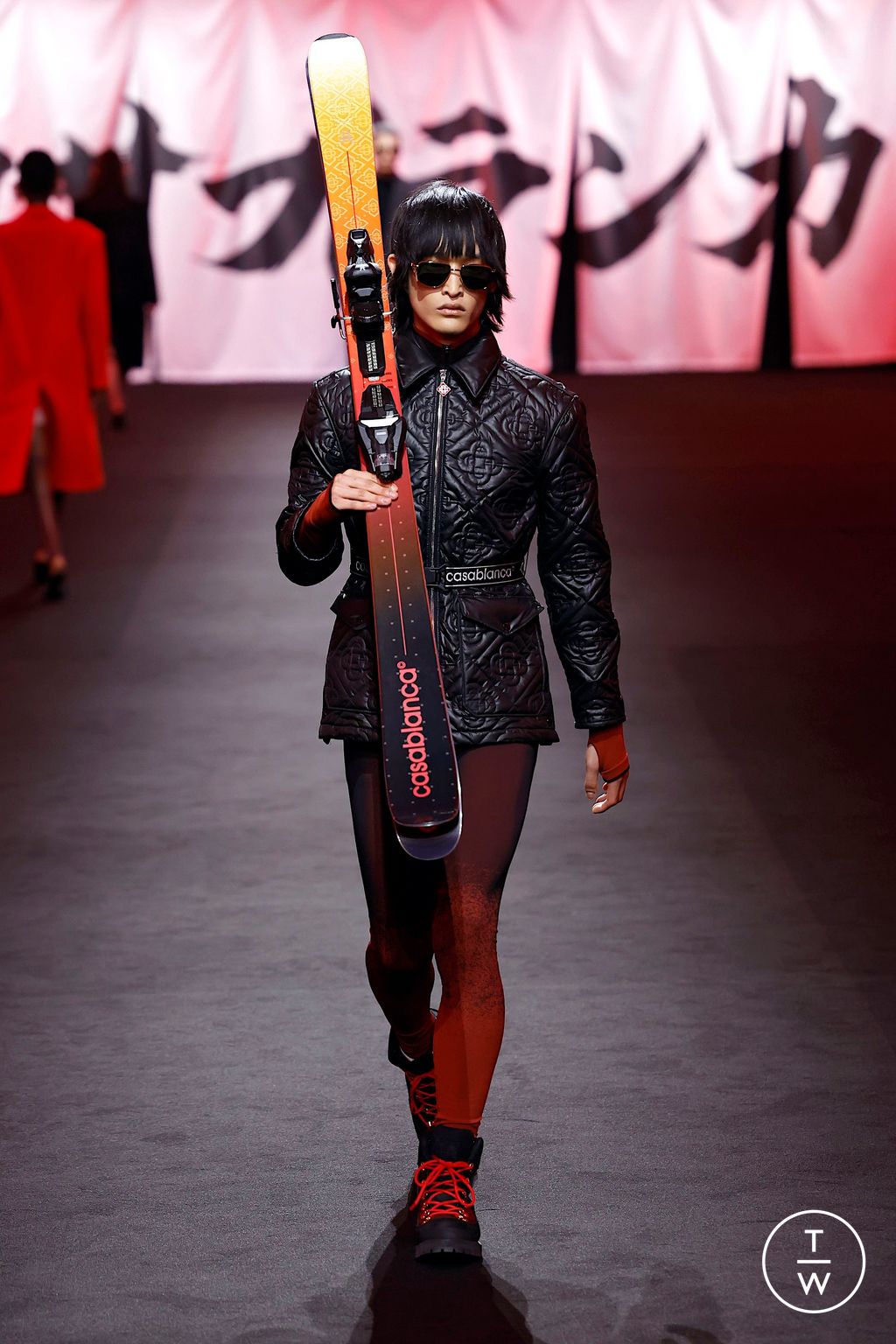 Fashion Week Paris Fall/Winter 2025 look 16 from the Casablanca collection womenswear