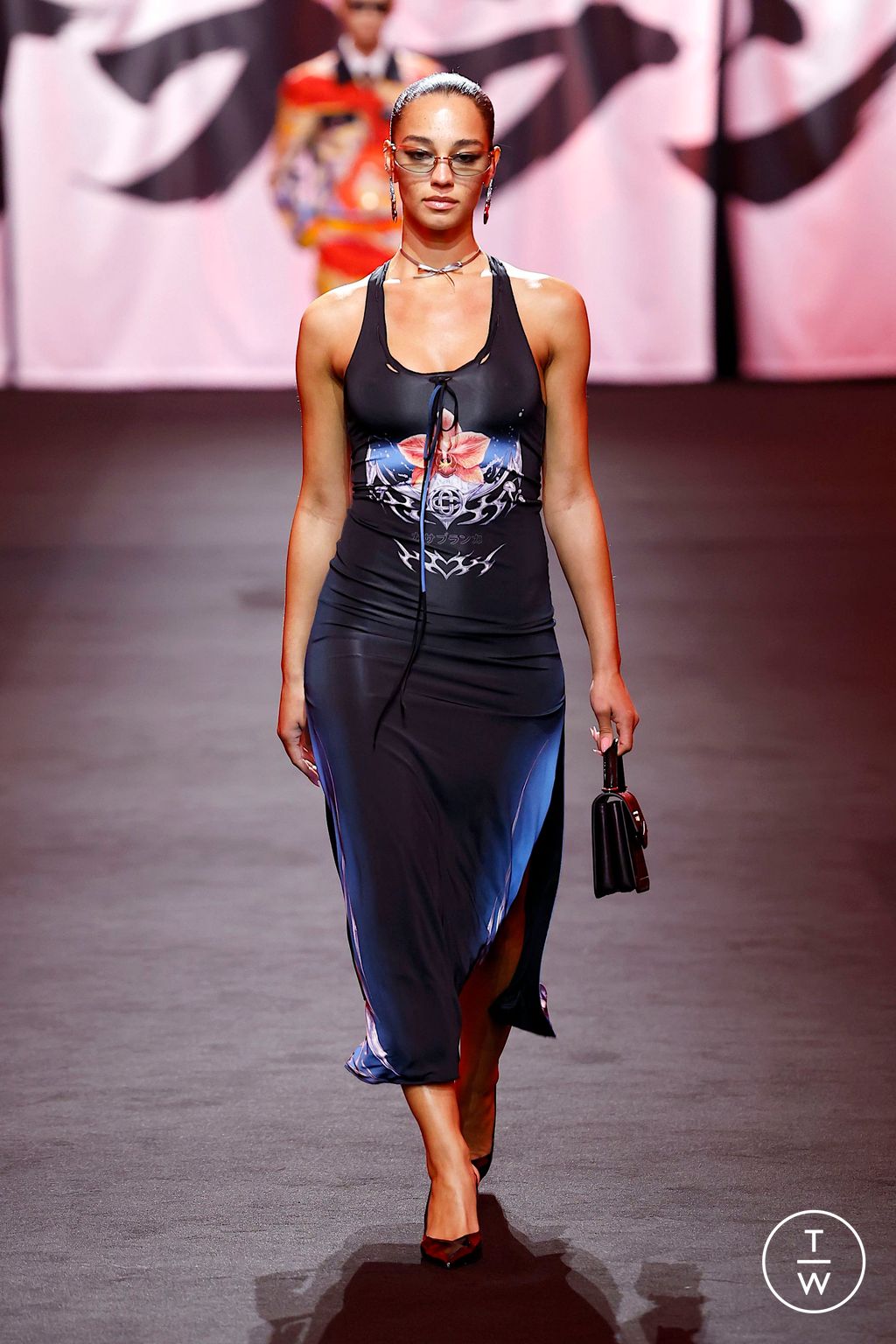 Fashion Week Paris Fall/Winter 2025 look 19 from the Casablanca collection 女装