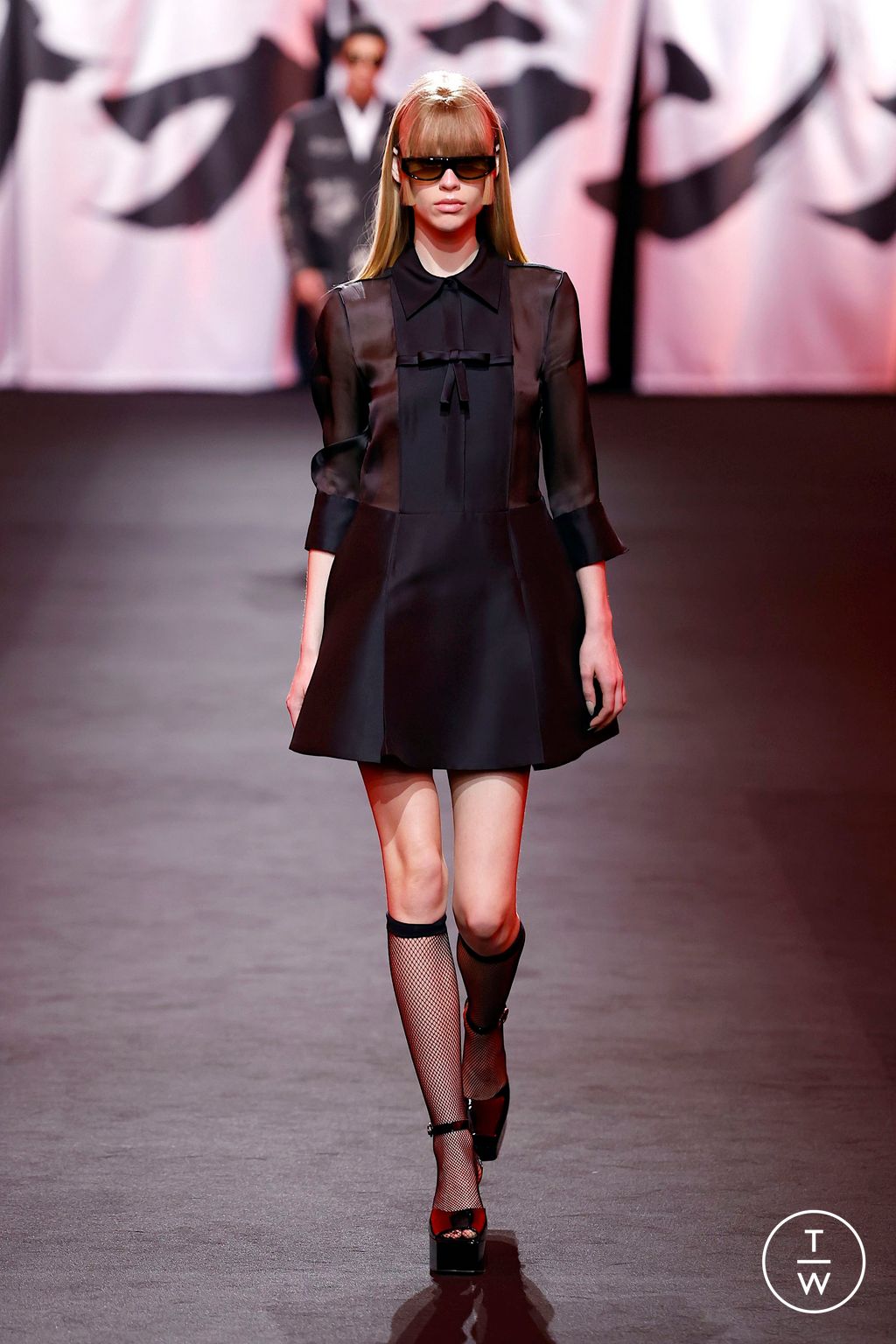 Fashion Week Paris Fall/Winter 2025 look 24 from the Casablanca collection 女装