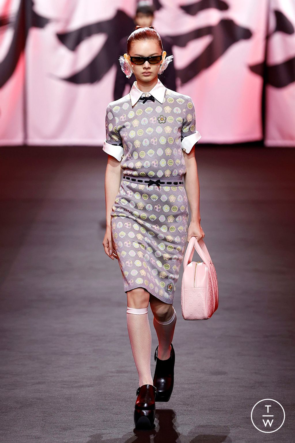 Fashion Week Paris Fall/Winter 2025 look 26 from the Casablanca collection 女装