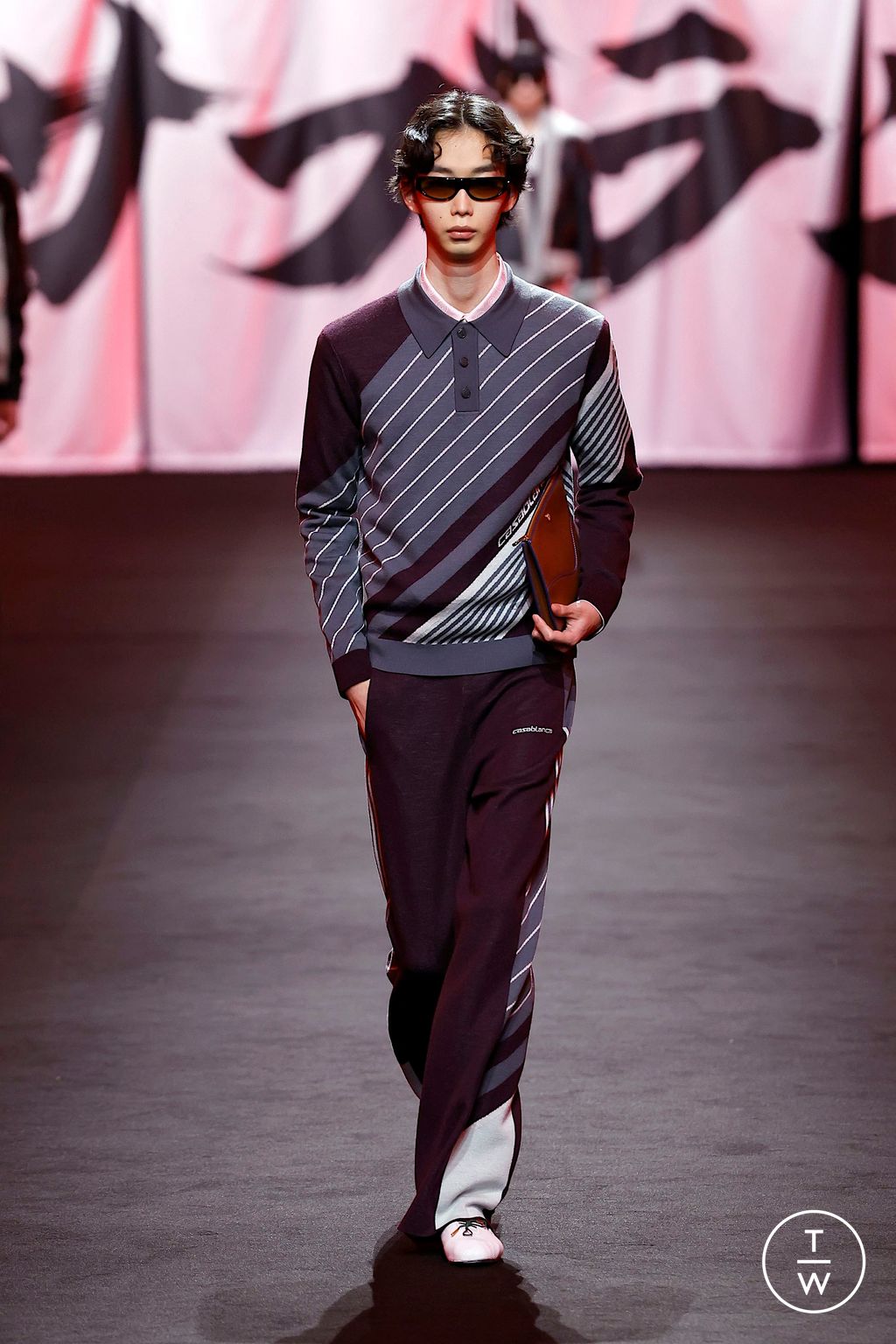 Fashion Week Paris Fall/Winter 2025 look 32 from the Casablanca collection 女装