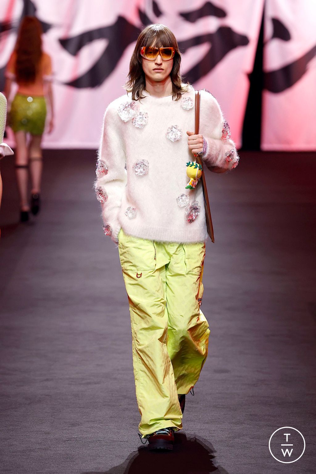Fashion Week Paris Fall/Winter 2025 look 52 from the Casablanca collection 女装