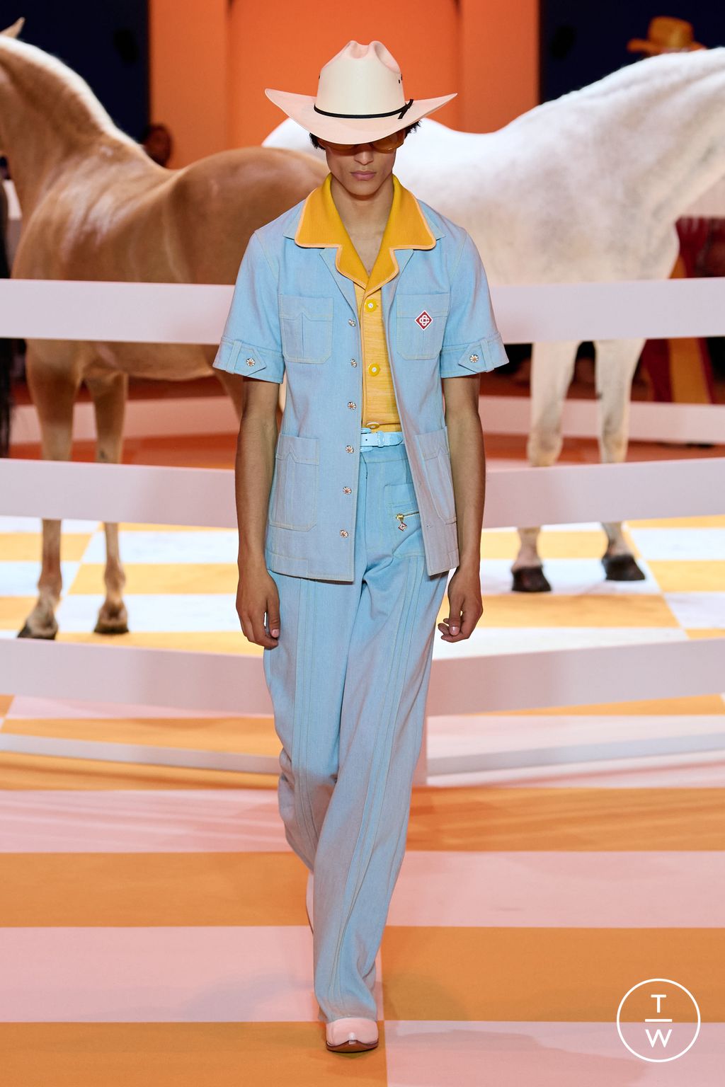 Fashion Week Paris Spring/Summer 2023 look 5 from the Casablanca collection menswear