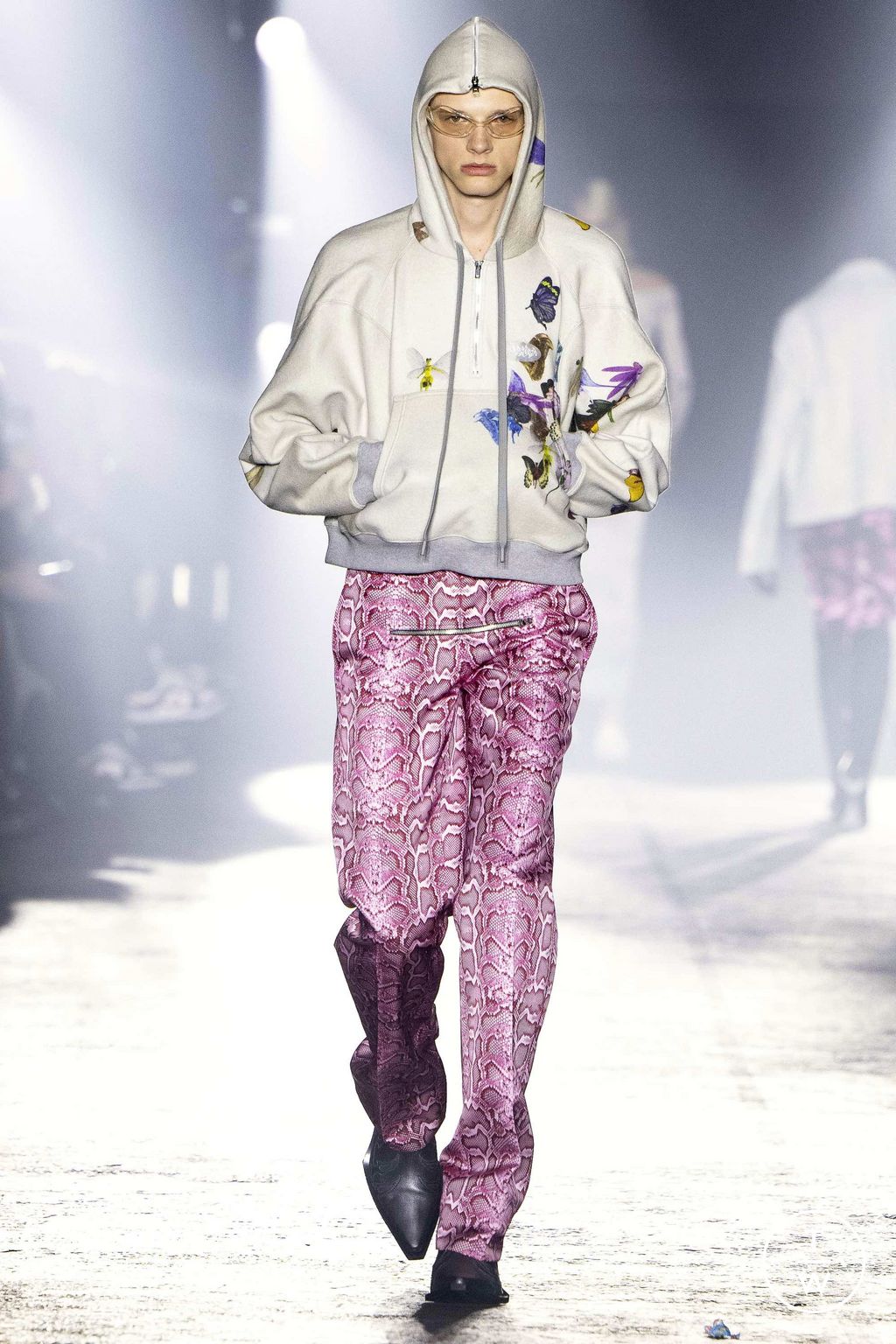 Fashion Week Milan Fall/Winter 2023 look 25 de la collection Jordanluca menswear