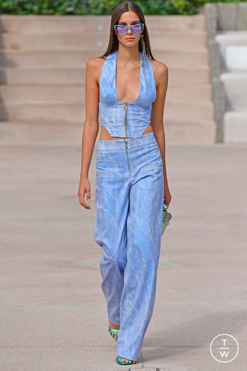 Fashion Week Milan Spring/Summer 2023 look 31 from the Genny collection 女装