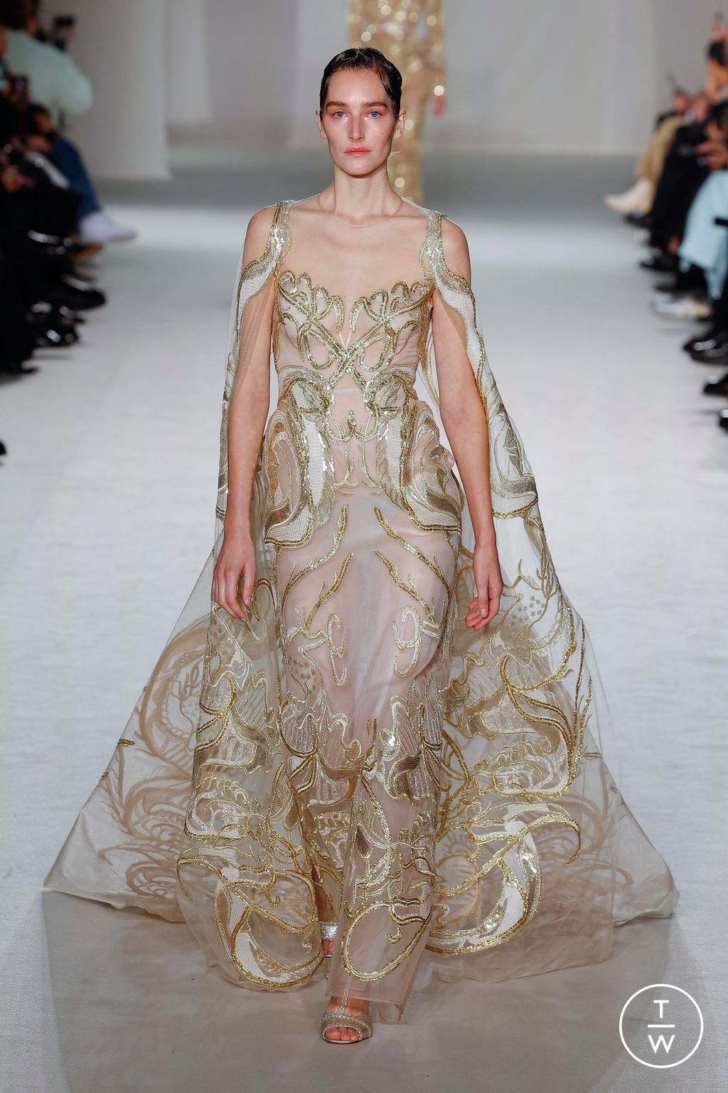 Fashion Week Paris Spring/Summer 2023 look 29 from the Elie Saab collection couture