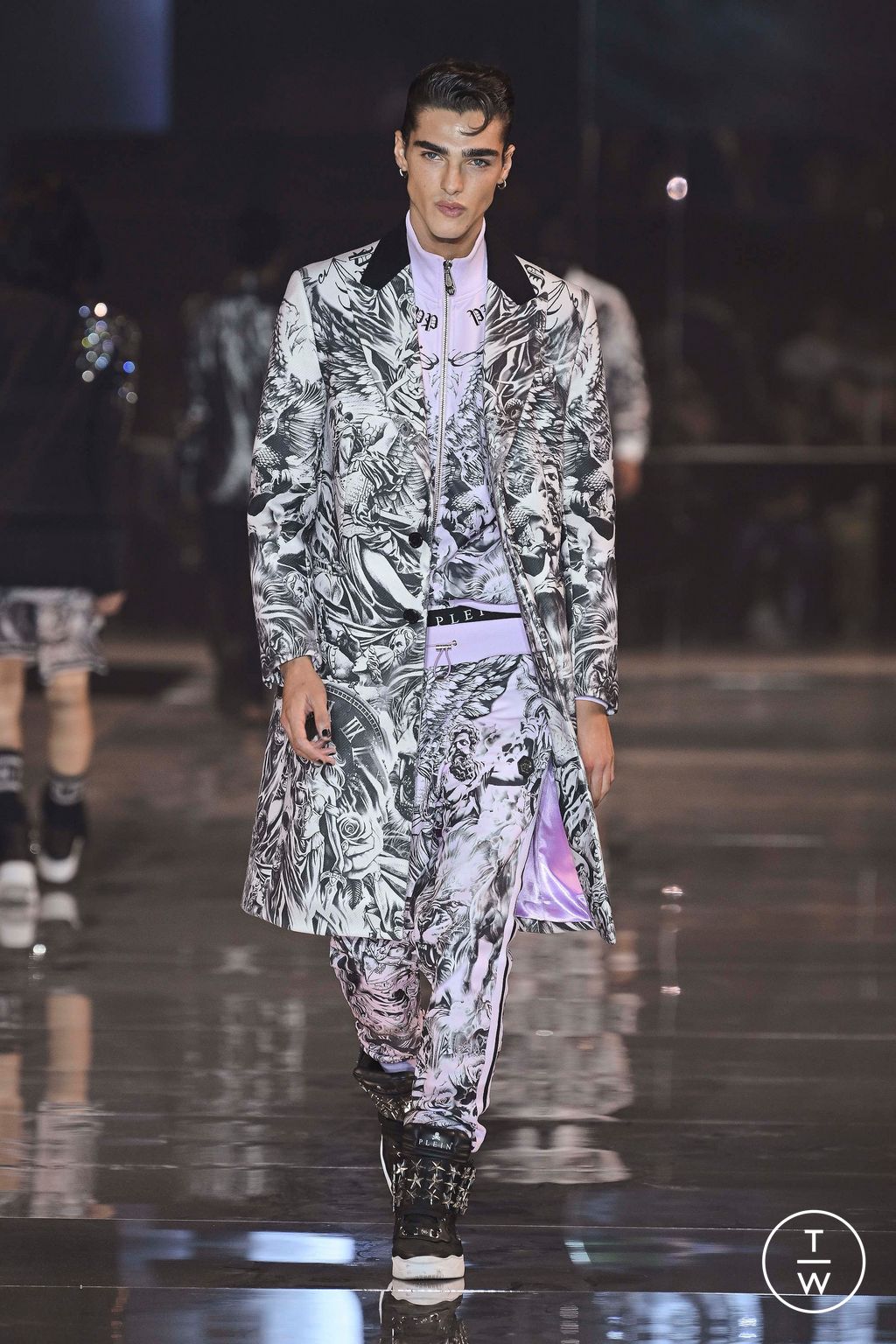 Fashion Week Milan Spring/Summer 2023 look 21 from the Philipp Plein collection womenswear