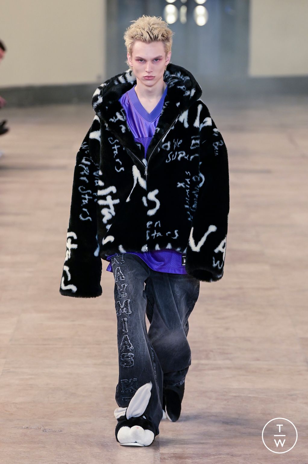 Fashion Week Paris Fall/Winter 2023 look 27 de la collection Nahmias menswear
