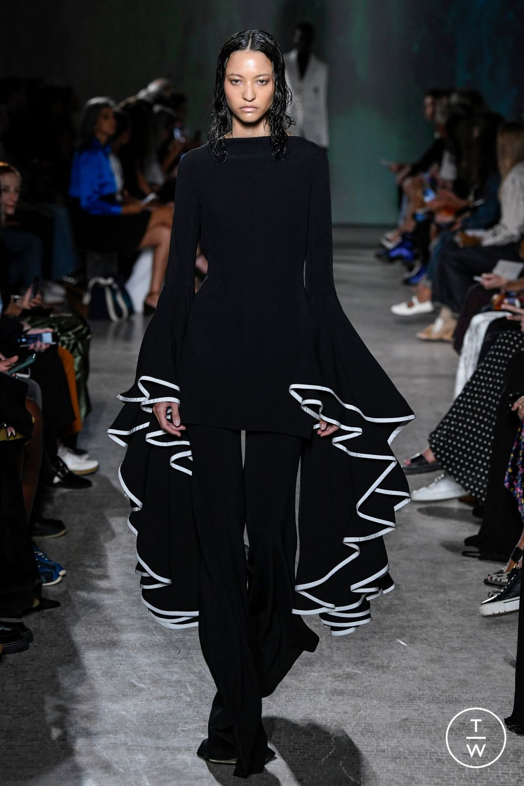 Fashion Week New York Spring/Summer 2023 look 28 from the Proenza Schouler collection womenswear