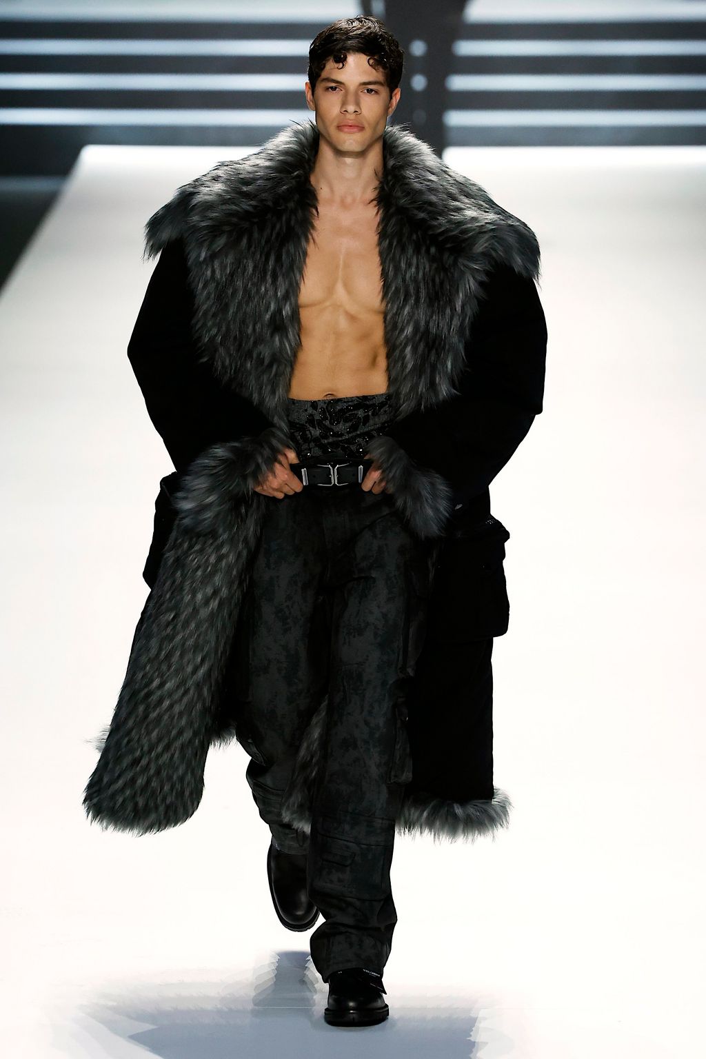 Fashion Week Milan Fall/Winter 2023 look 18 from the Dolce & Gabbana collection 男装
