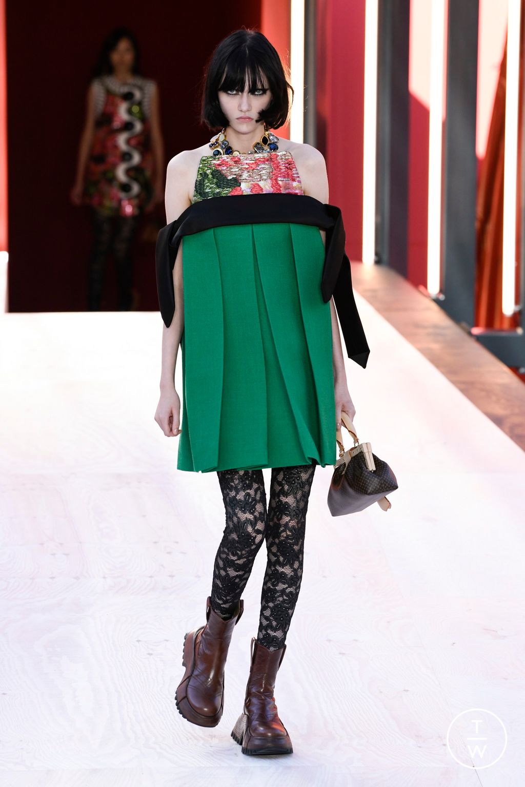 Fashion Week Paris Spring/Summer 2023 look 12 from the Louis Vuitton collection womenswear