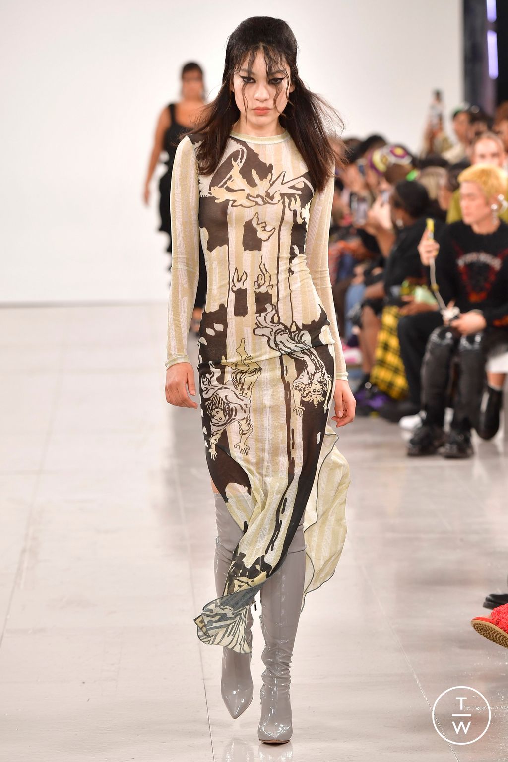 Fashion Week London Spring/Summer 2023 look 13 from the Feben collection womenswear