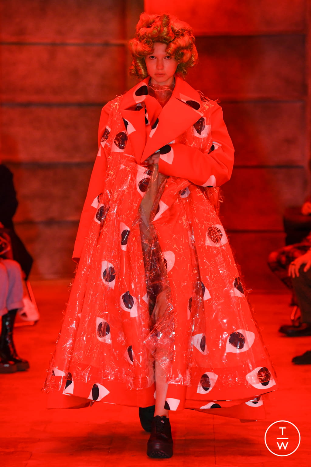Fashion Week Paris Spring/Summer 2021 look 15 from the Comme des Garçons collection 女装