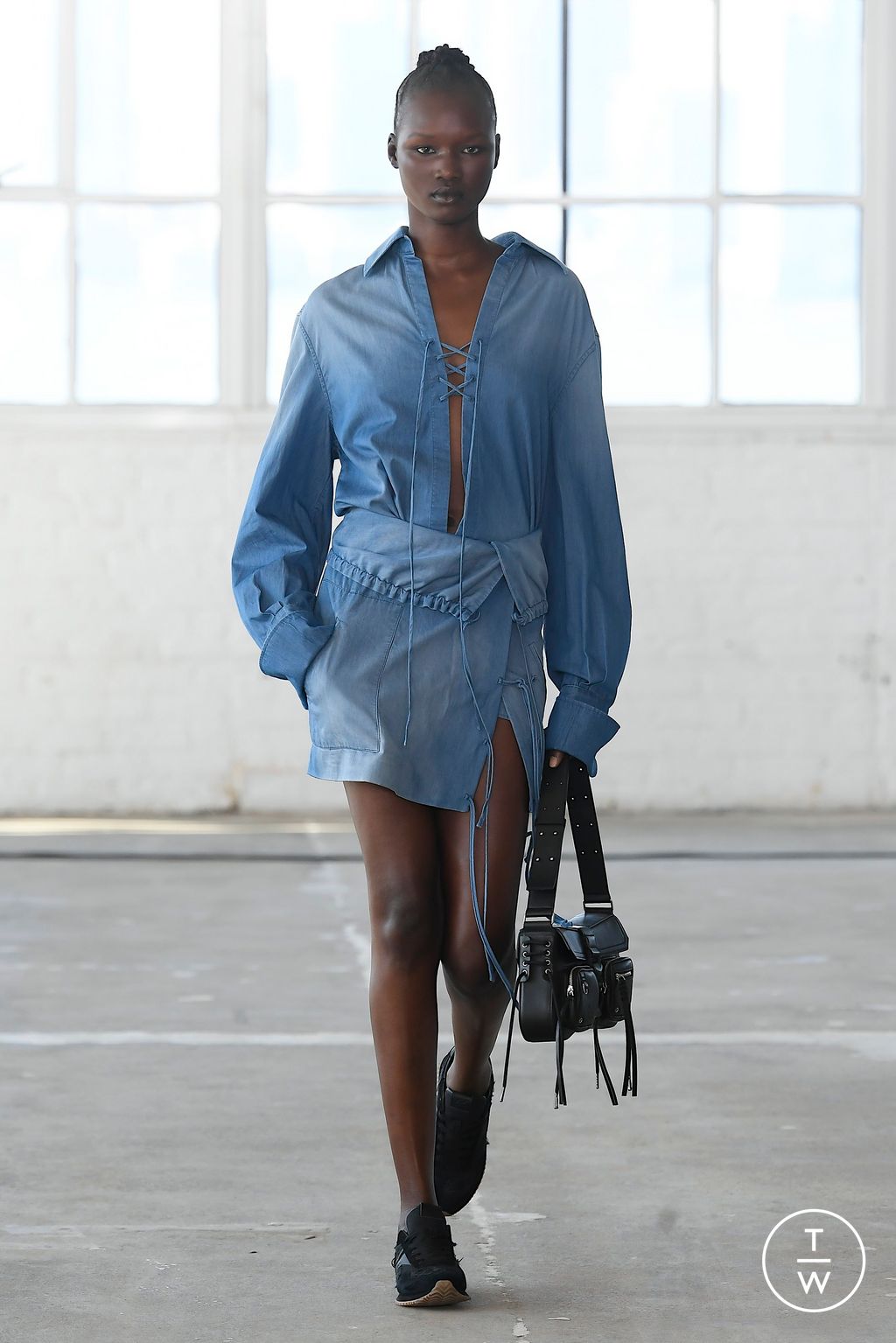 Fashion Week New York Spring/Summer 2023 look 8 from the Altuzarra collection womenswear