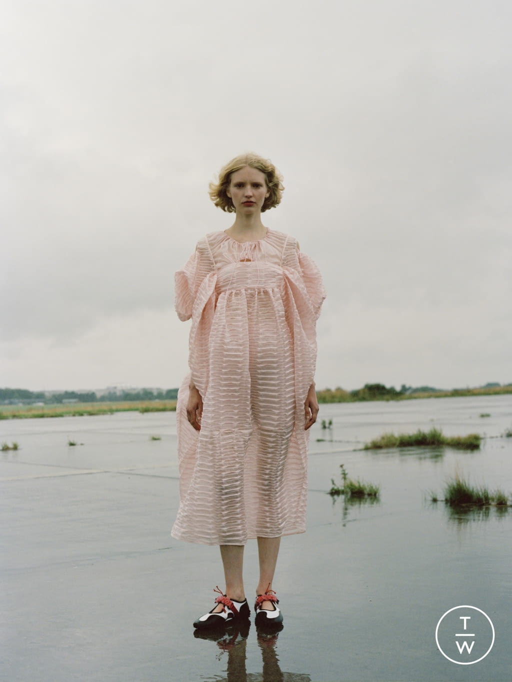 Fashion Week Paris Spring/Summer 2022 look 25 from the Cecilie Bahnsen collection womenswear