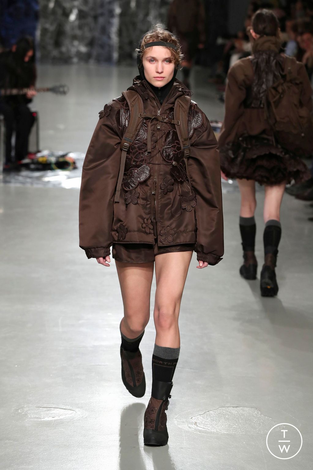 Fashion Week Paris Fall/Winter 2025 look 10 from the Cecilie Bahnsen collection womenswear