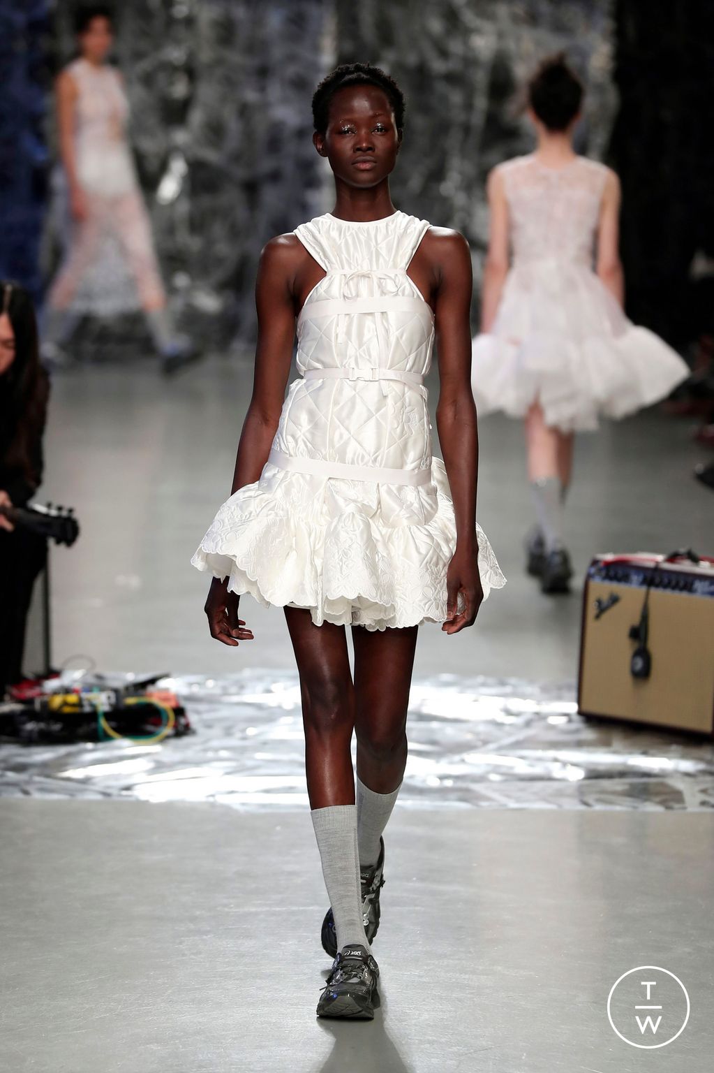 Fashion Week Paris Fall/Winter 2025 look 28 from the Cecilie Bahnsen collection womenswear