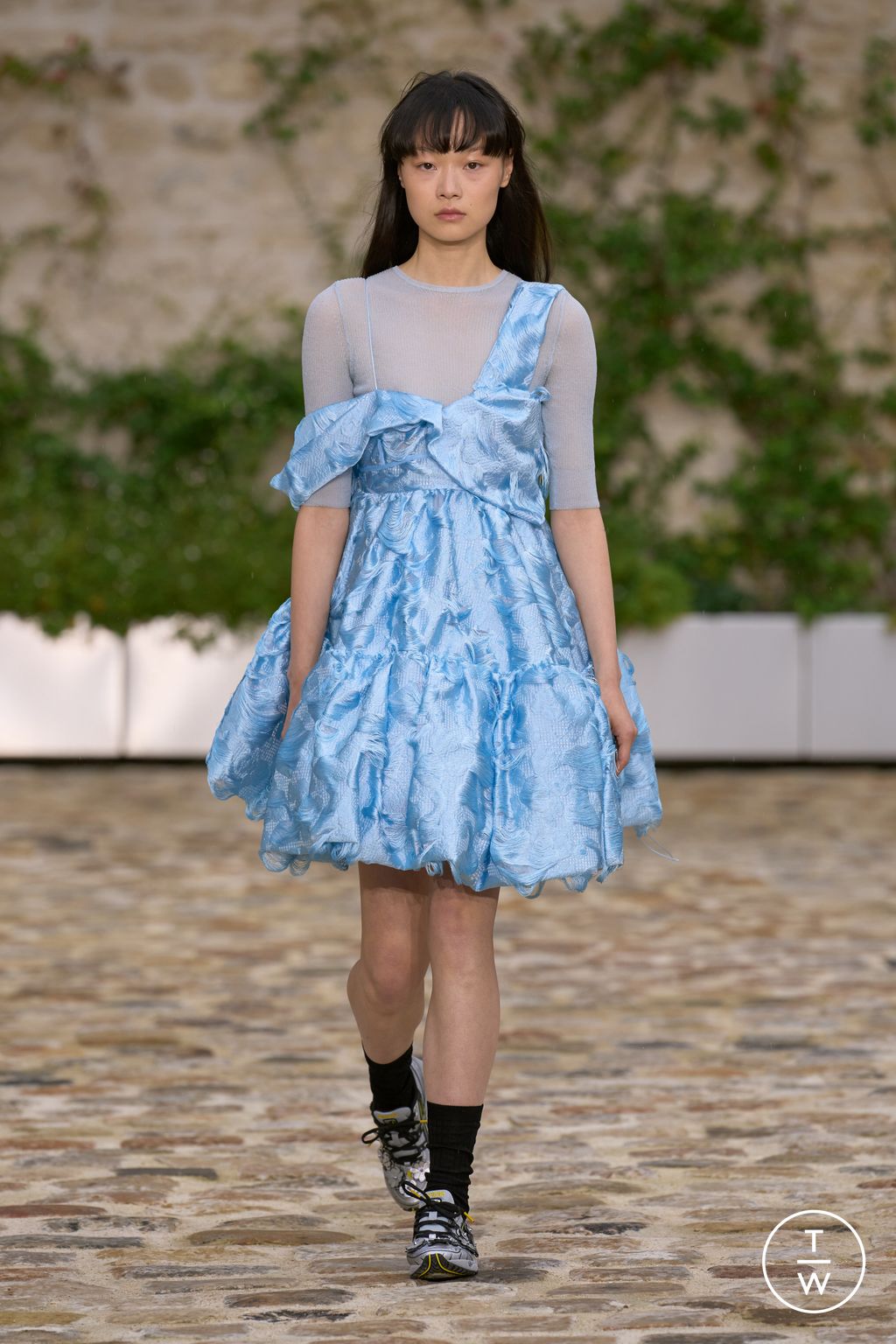 Fashion Week Paris Spring/Summer 2023 look 4 from the Cecilie Bahnsen collection 女装