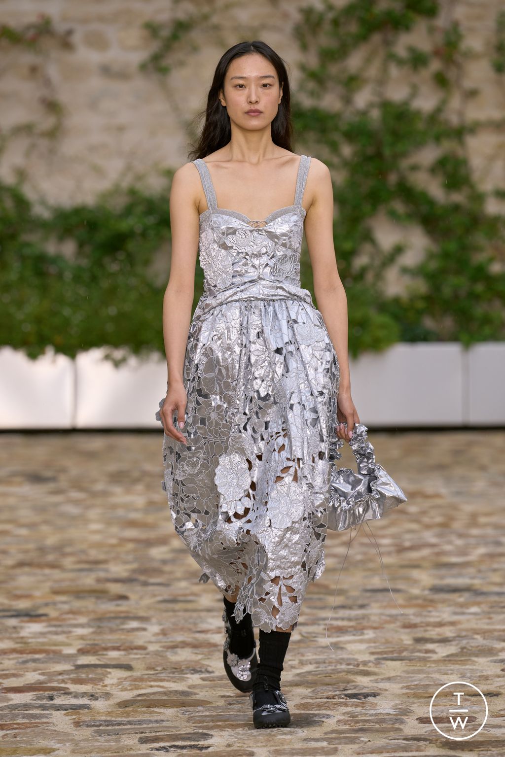 Fashion Week Paris Spring/Summer 2023 look 6 from the Cecilie Bahnsen collection womenswear