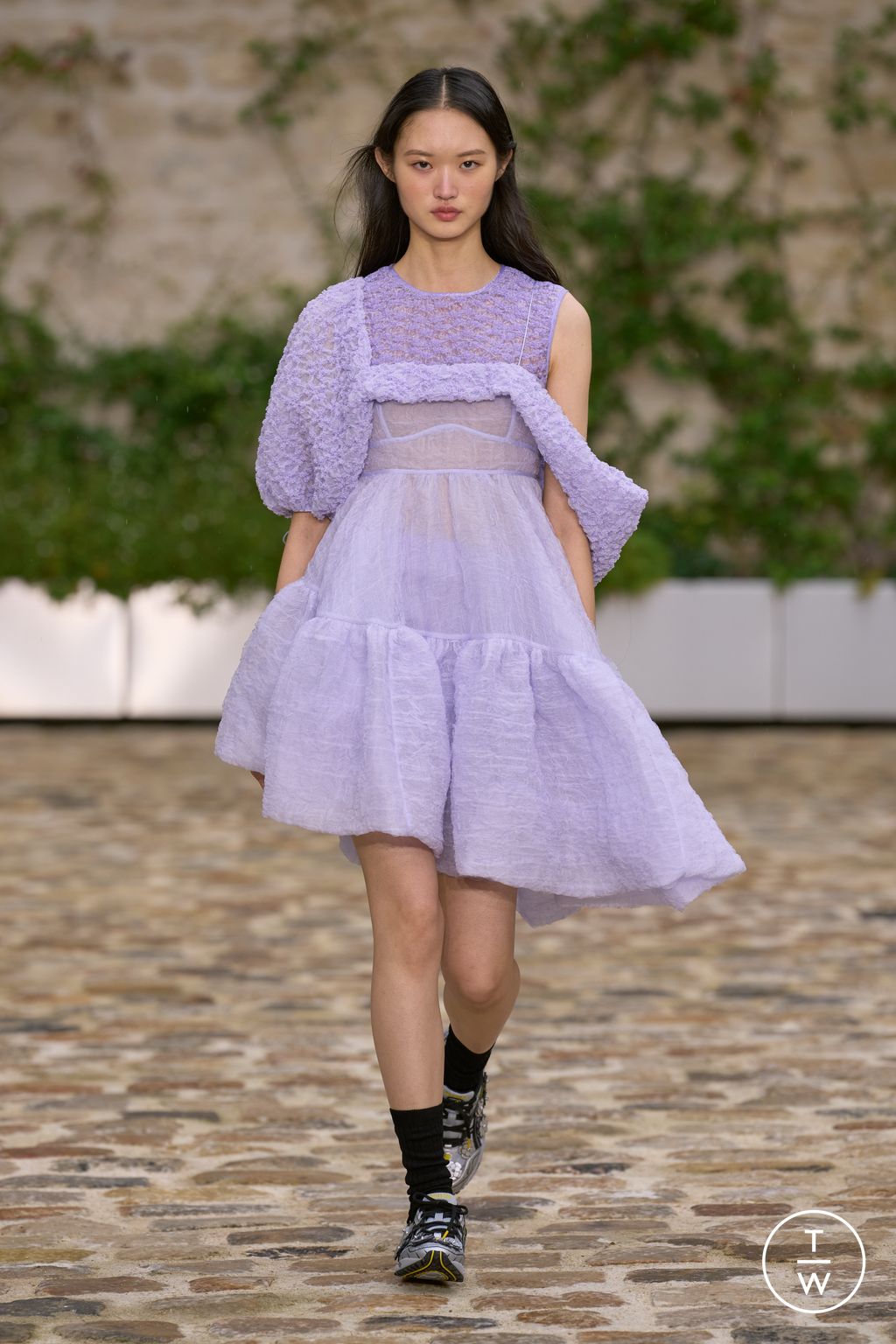 Fashion Week Paris Spring/Summer 2023 look 8 from the Cecilie Bahnsen collection 女装