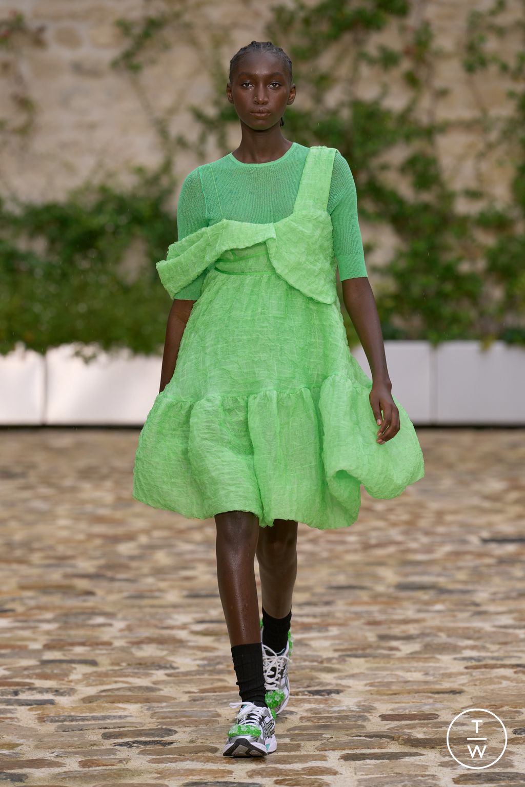 Fashion Week Paris Spring/Summer 2023 look 10 from the Cecilie Bahnsen collection 女装
