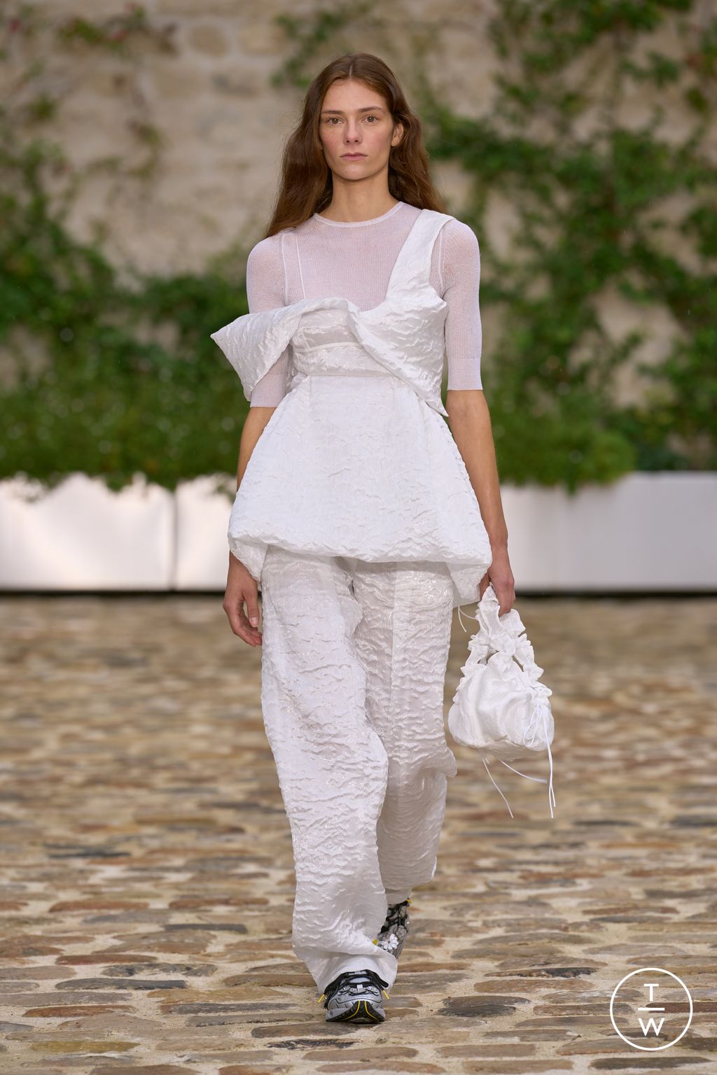 Fashion Week Paris Spring/Summer 2023 look 14 de la collection Cecilie Bahnsen womenswear