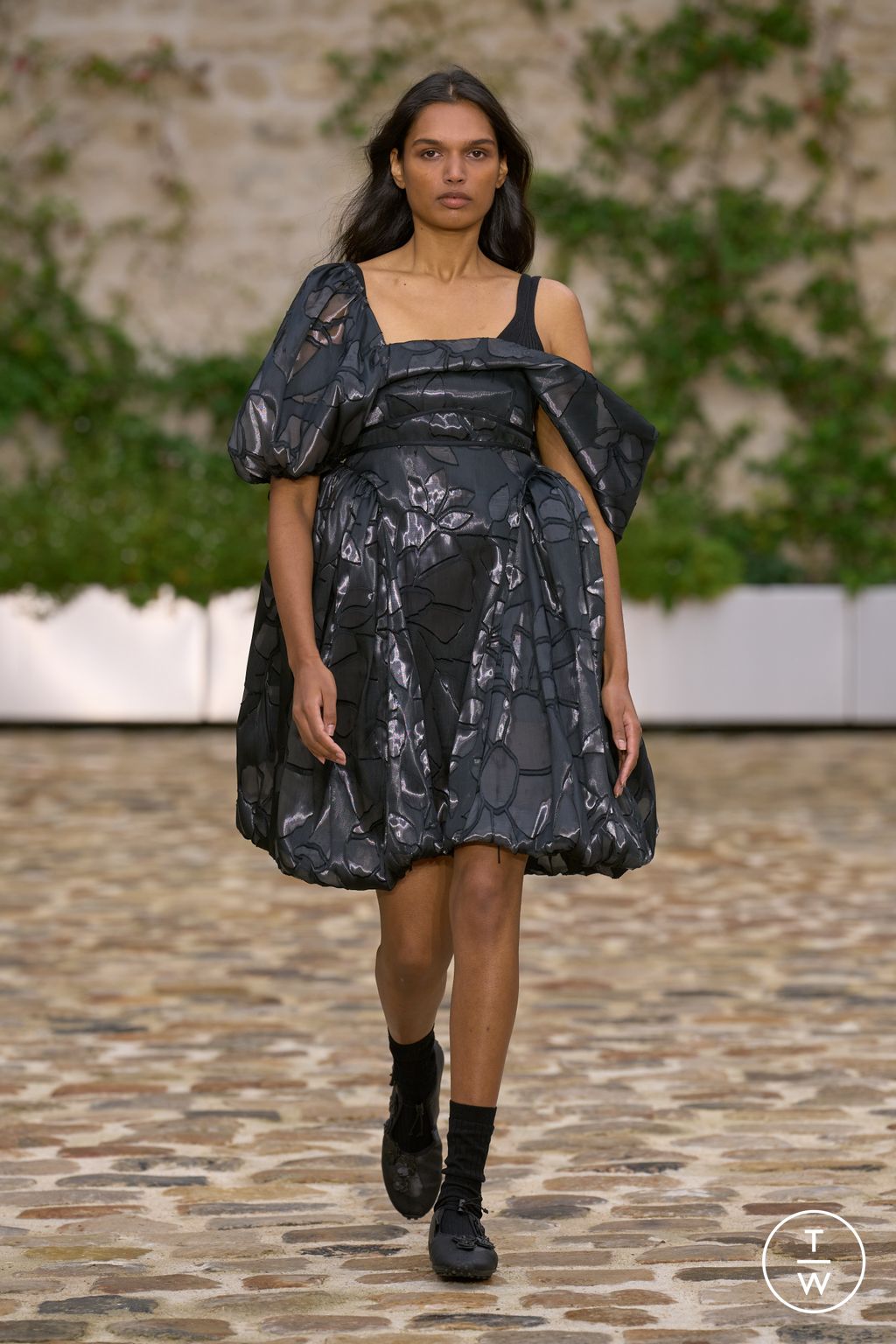 Fashion Week Paris Spring/Summer 2023 look 21 de la collection Cecilie Bahnsen womenswear