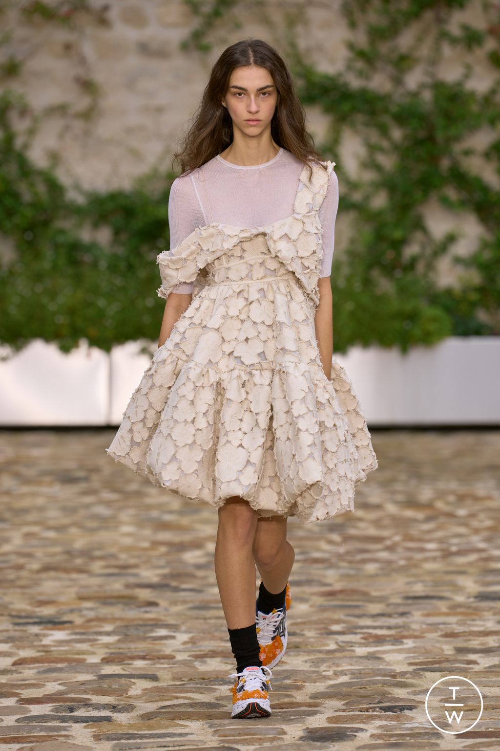 Fashion Week Paris Spring/Summer 2023 look 23 from the Cecilie Bahnsen collection womenswear