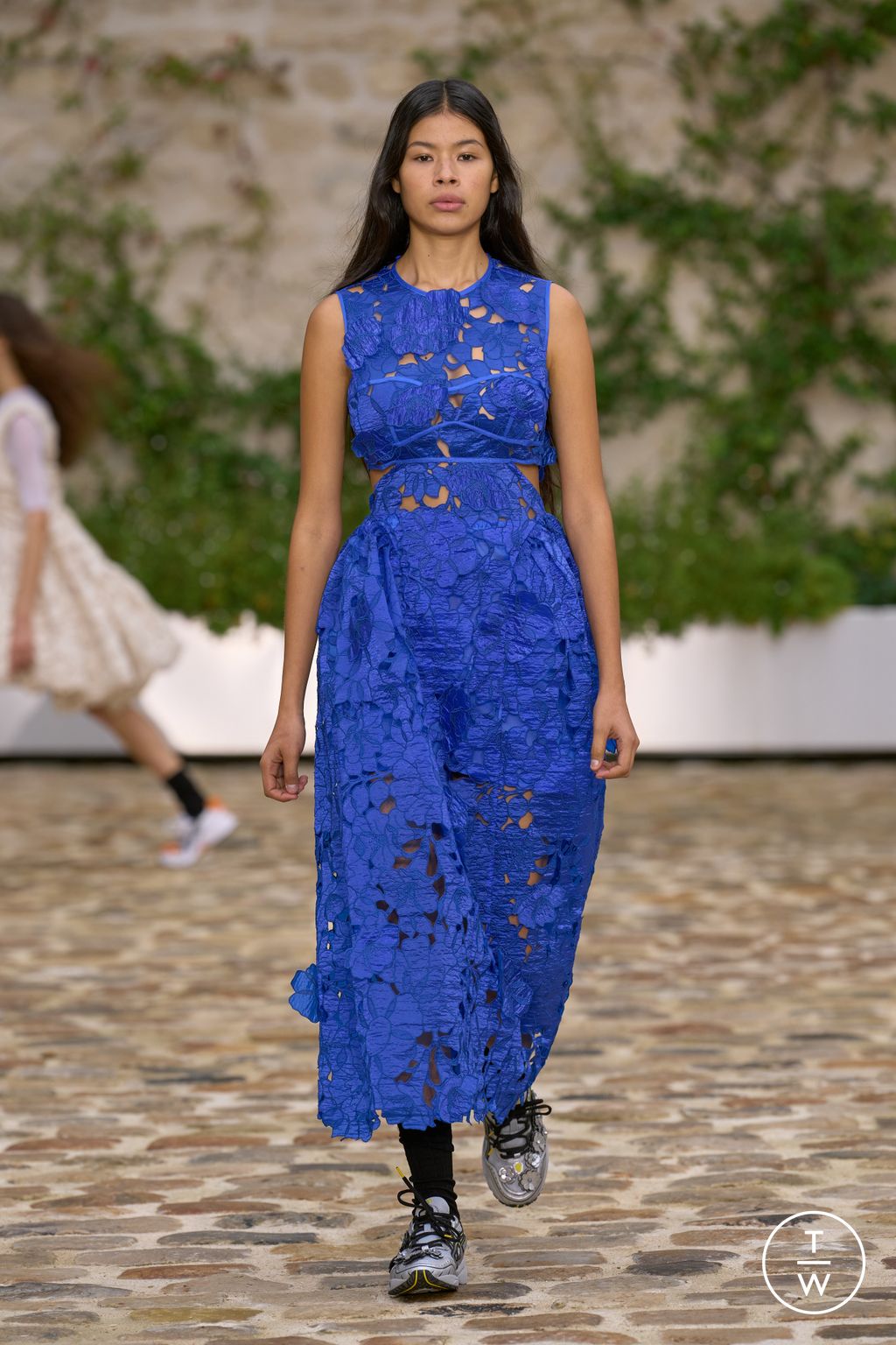 Fashion Week Paris Spring/Summer 2023 look 26 from the Cecilie Bahnsen collection 女装