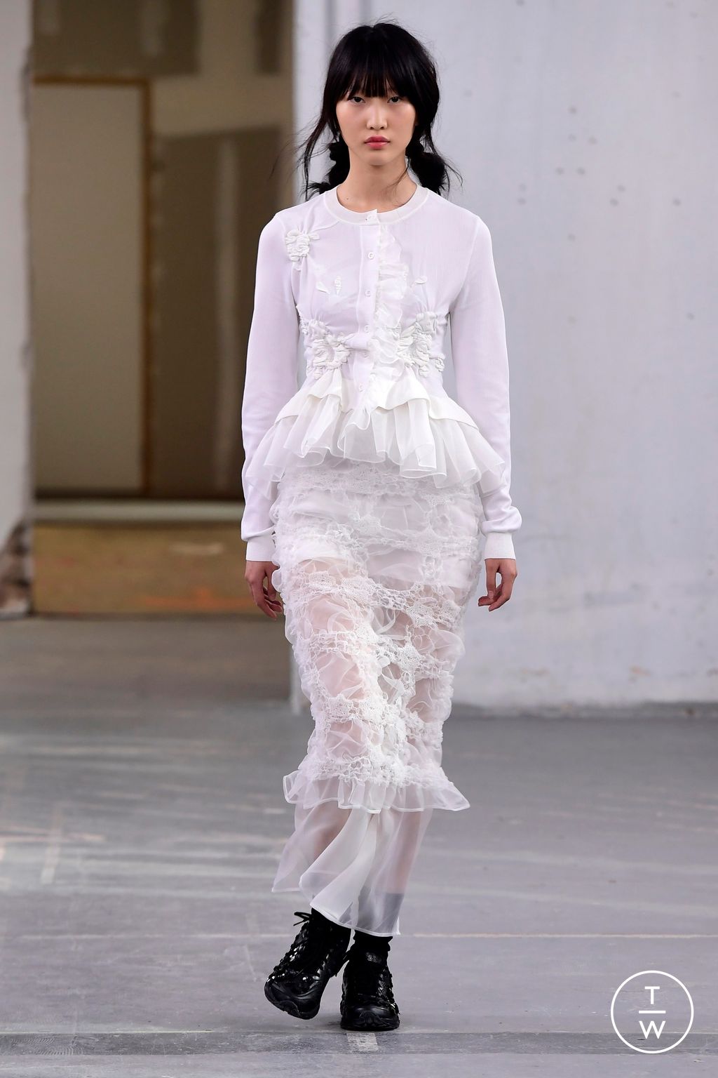 Fashion Week Paris Spring/Summer 2024 look 3 from the Cecilie Bahnsen collection womenswear