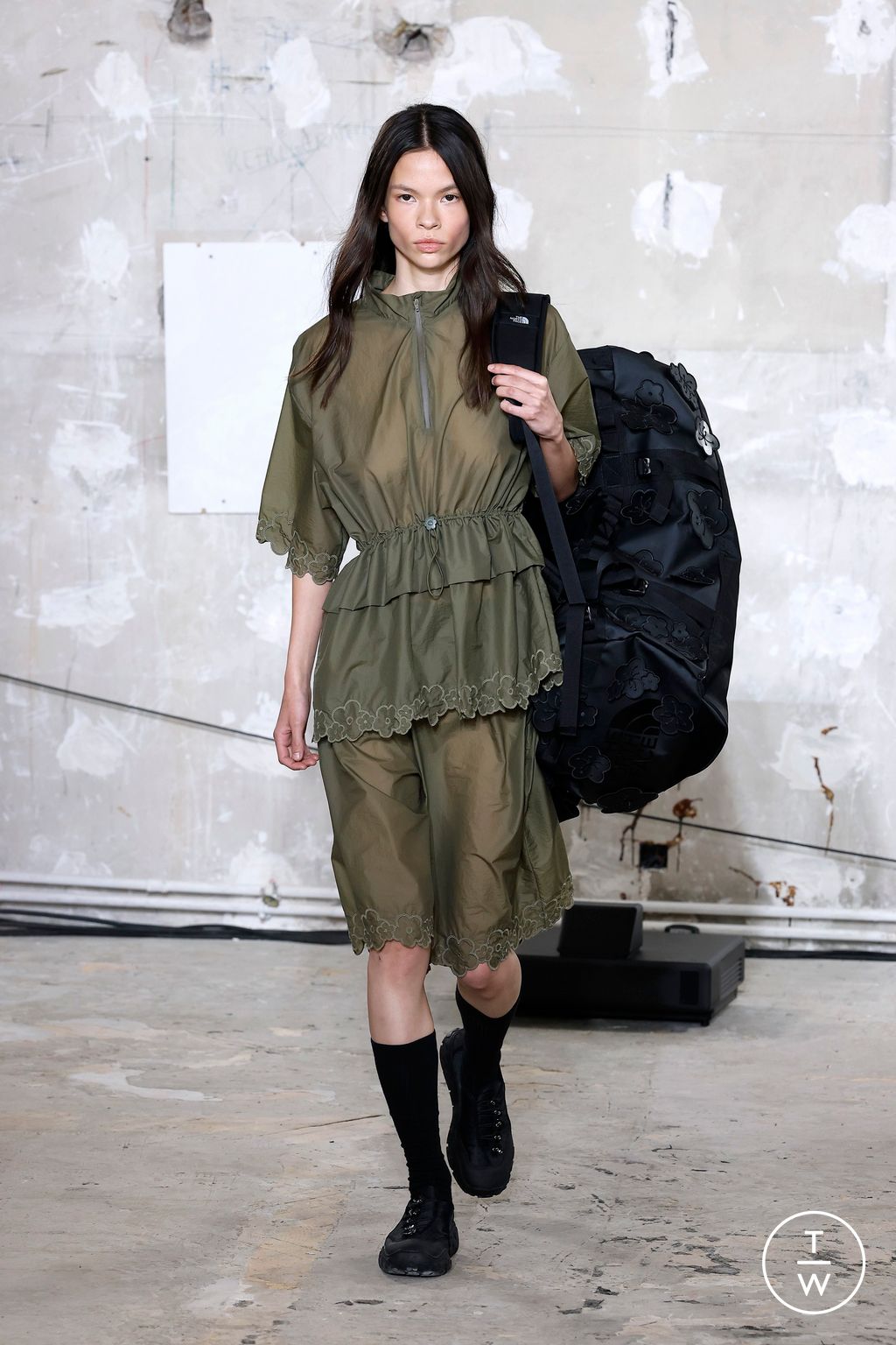 Fashion Week Paris Spring/Summer 2025 look 21 de la collection Cecilie Bahnsen womenswear