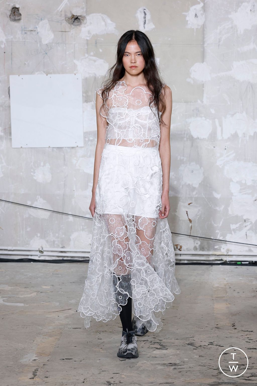 Fashion Week Paris Spring-Summer 2025 look 33 from the Cecilie Bahnsen collection womenswear
