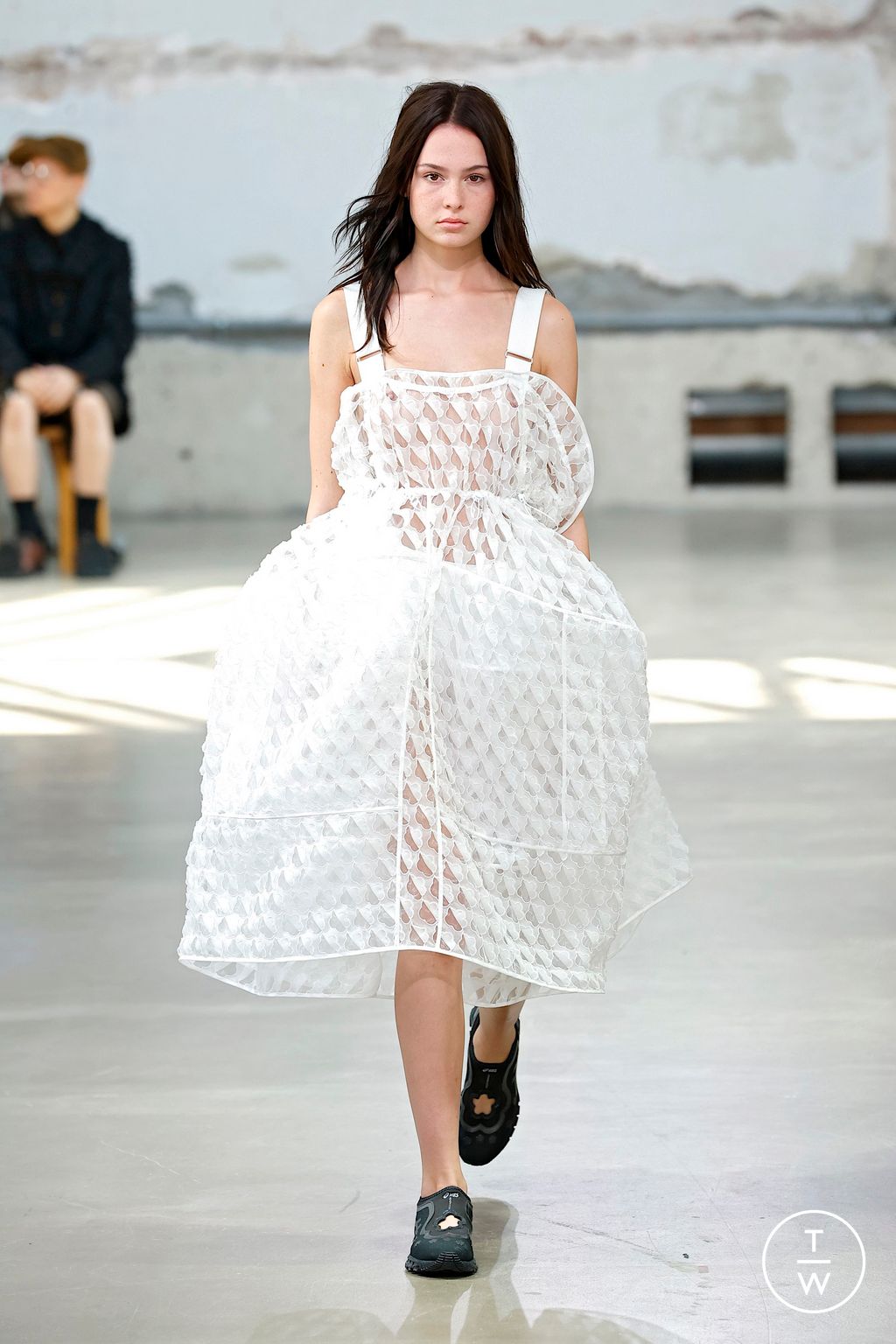 Fashion Week Paris Spring/Summer 2026 look 9 from the Cecilie Bahnsen collection womenswear