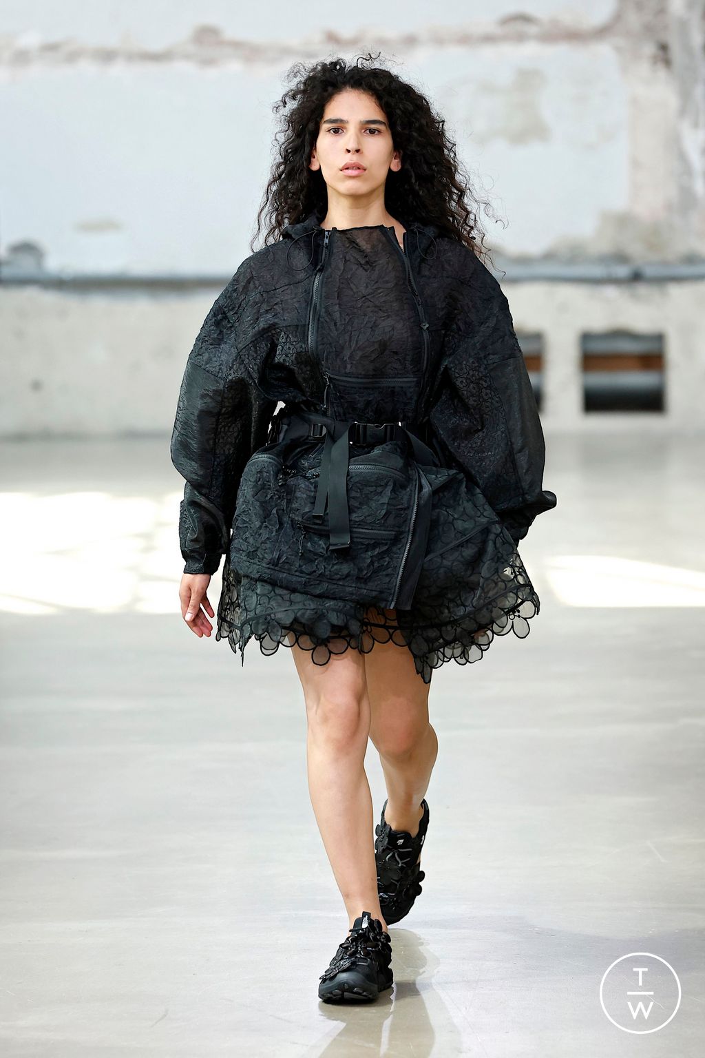 Fashion Week Paris Spring/Summer 2026 look 22 from the Cecilie Bahnsen collection womenswear