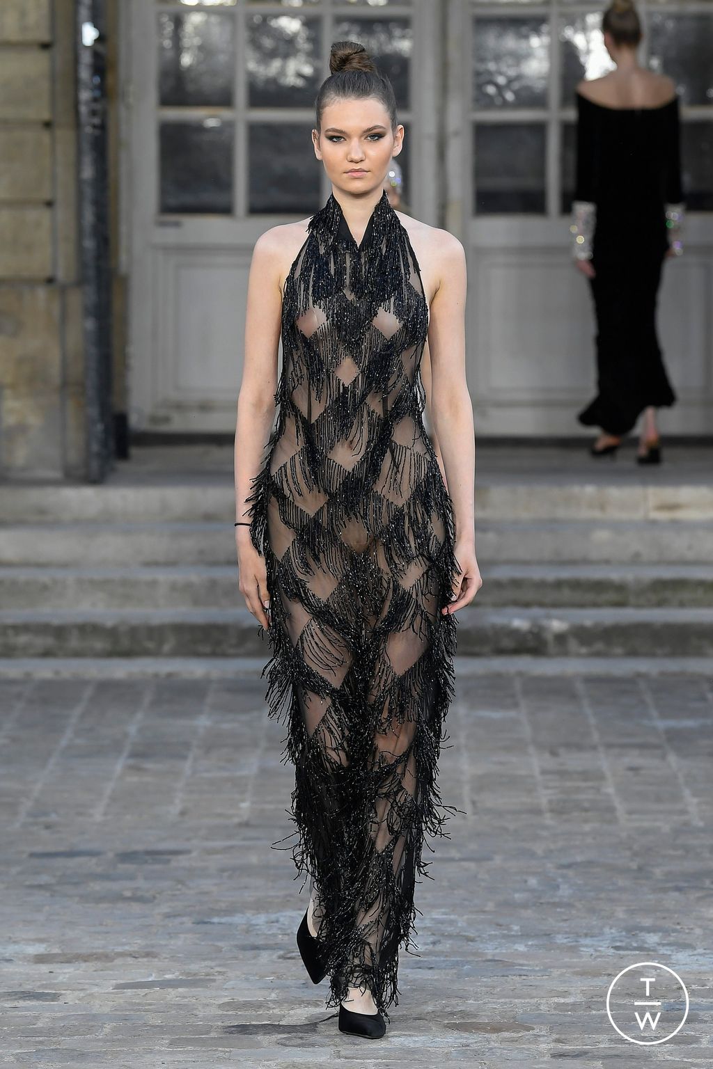 Fashion Week Paris Fall/Winter 2022 look 40 de la collection Celia Kritharioti couture
