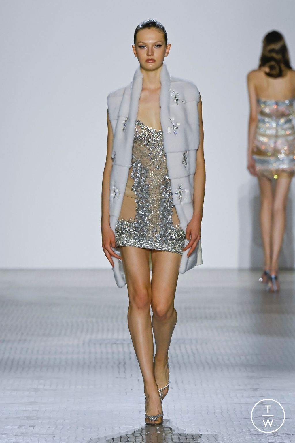 Fashion Week Paris Fall/Winter 2023 look 26 de la collection Celia Kritharioti couture